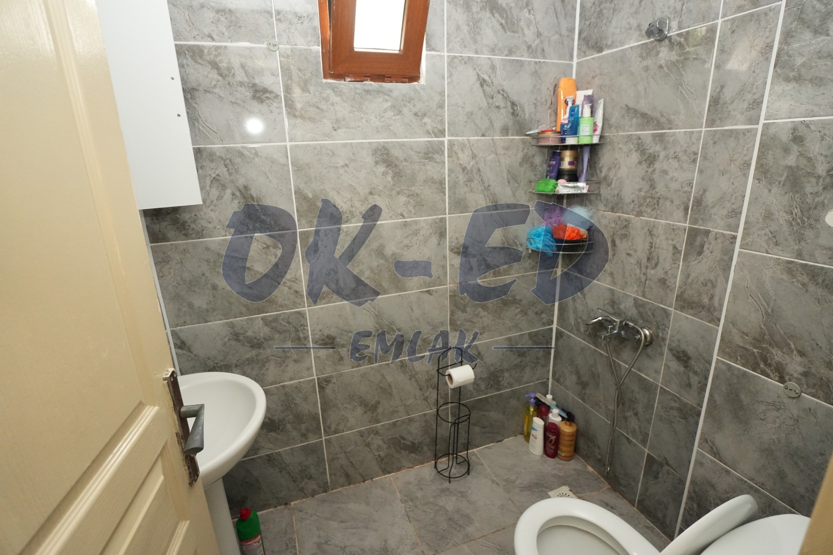 Akarca Mahallesinde Satılık 3+1 Daire - 8. Fotoğraf
