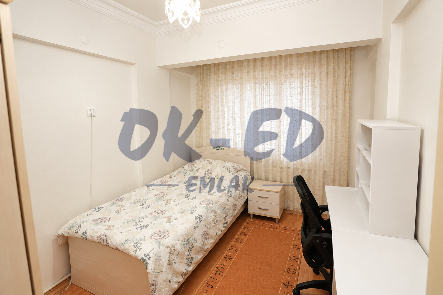 Akarca Mahallesinde Satılık 3+1 Daire - 6. Fotoğraf