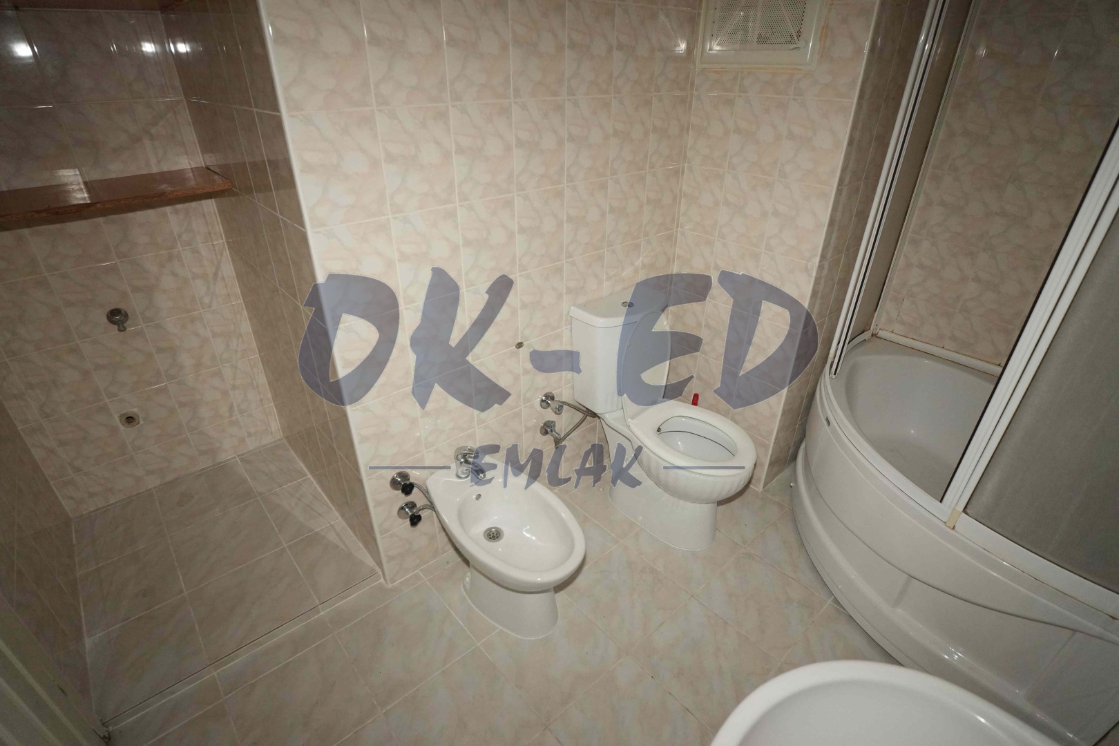 Bağlık Mahallesi Doğakent Sitesinde Kiralık 3+1 Daire - 11. Fotoğraf