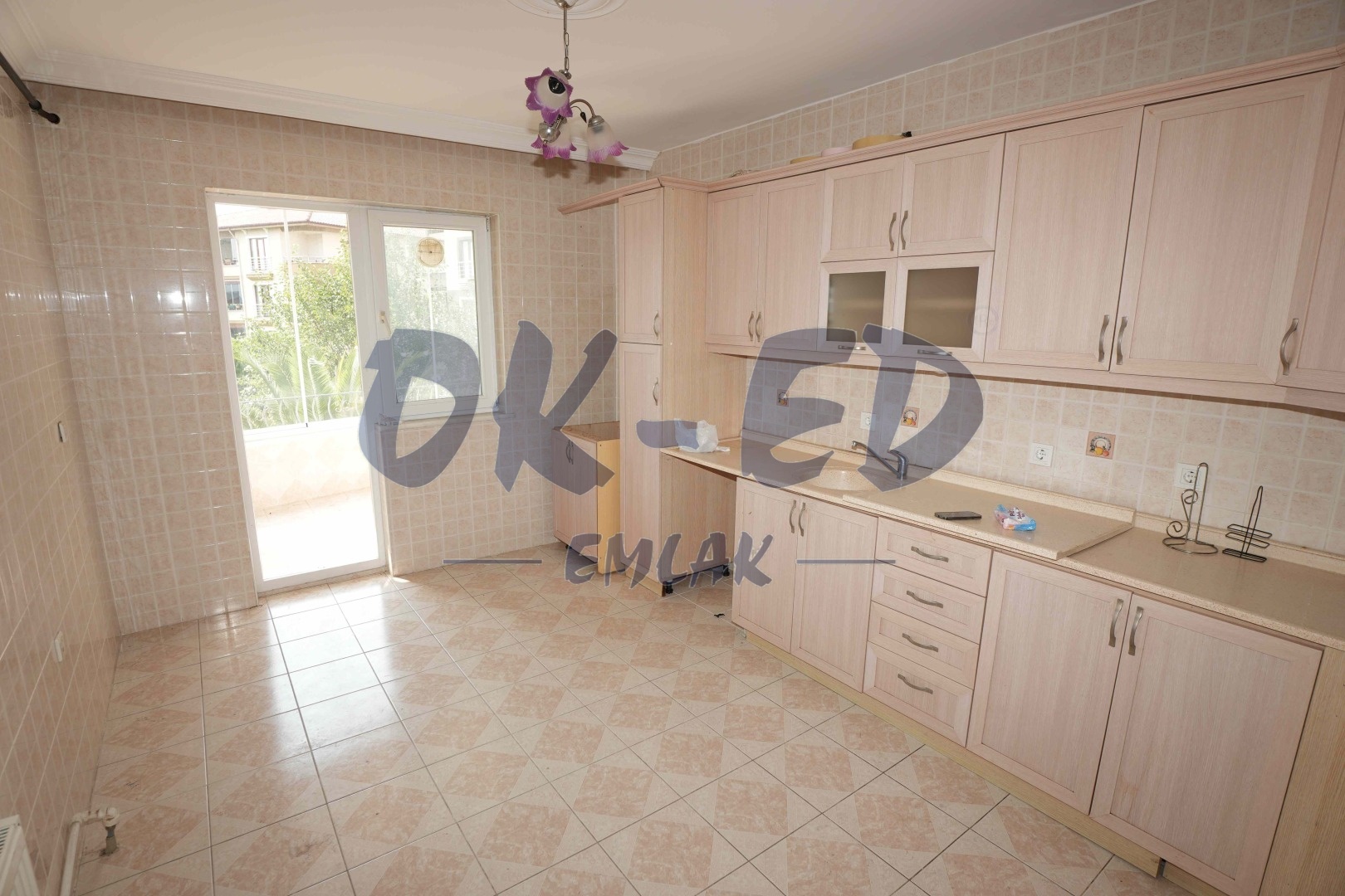 Bağlık Mahallesi Doğakent Sitesinde Kiralık 3+1 Daire - 4. Fotoğraf