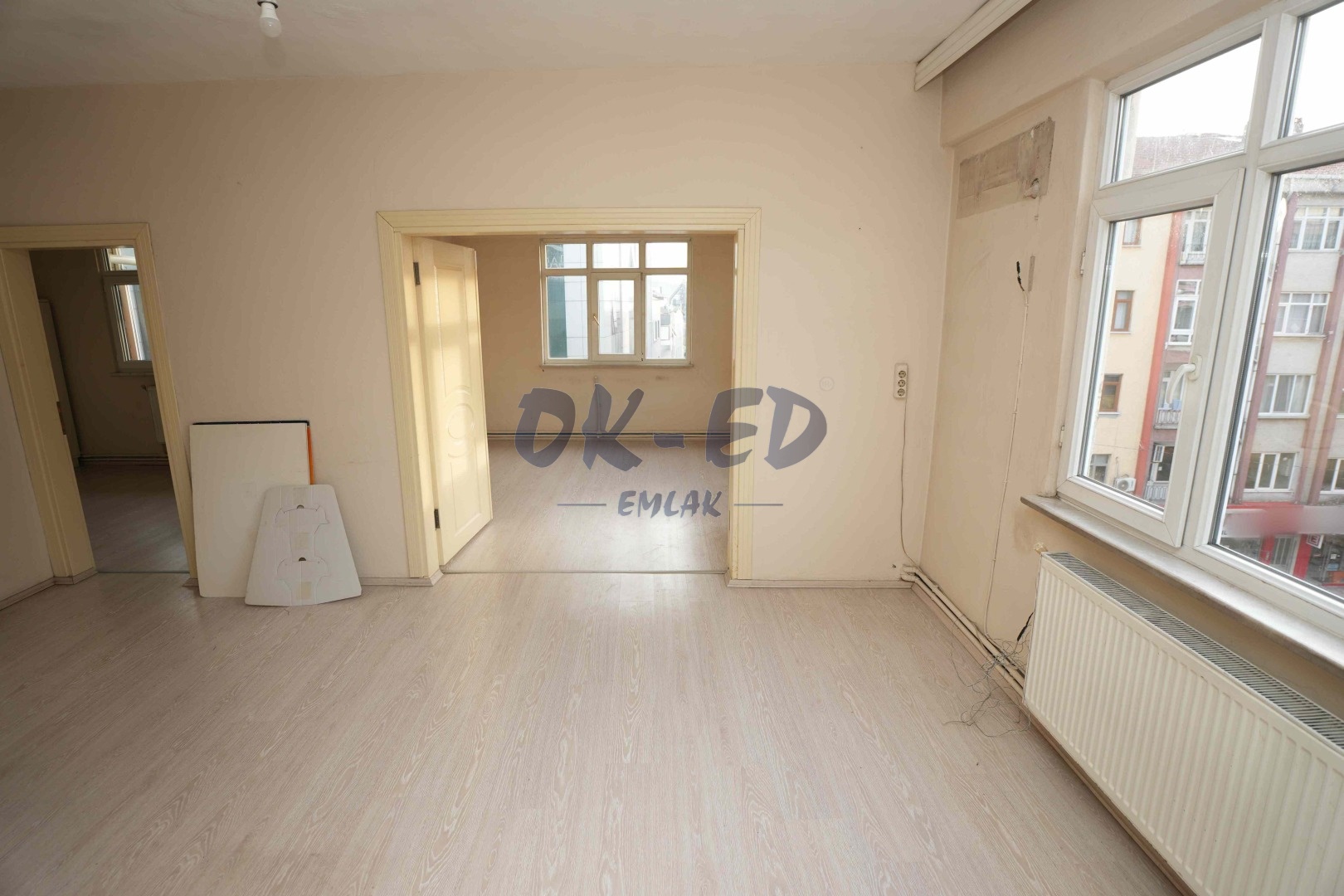 Bağlık Mahallesi İşlek Cadde Üzerinde Kiralık 2+1 Daire - 2. Fotoğraf