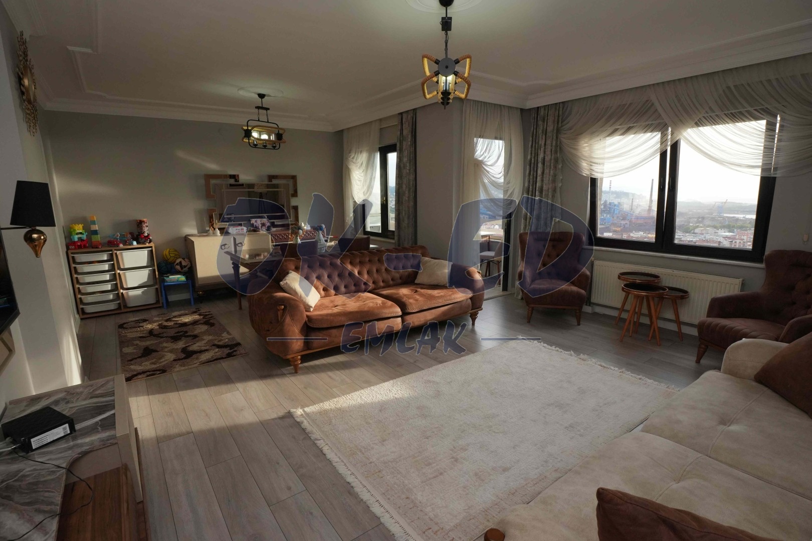 Bağlık Mahallesi Menekşe Sitesinde Satılık 3+1 Daire - 2. Fotoğraf
