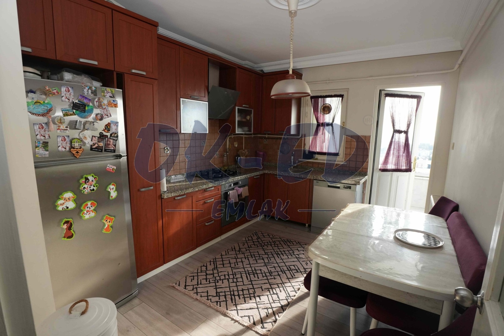 Bağlık Mahallesi Menekşe Sitesinde Satılık 3+1 Daire - 4. Fotoğraf