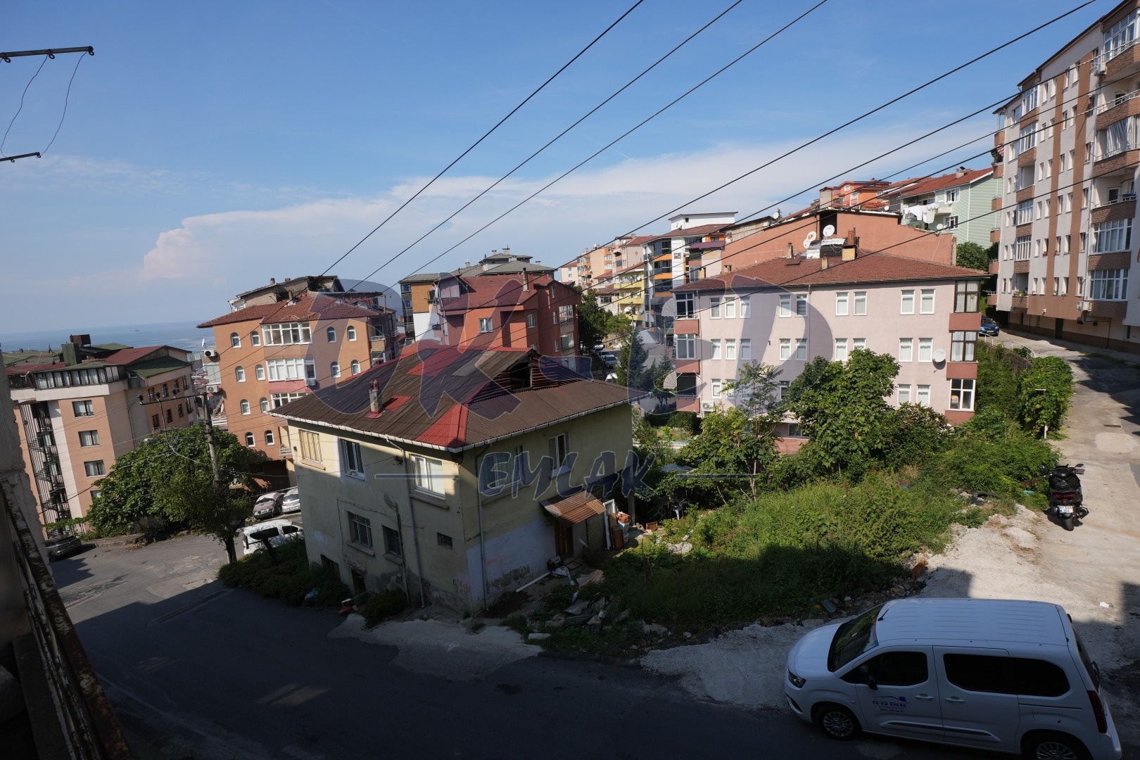 Bağlık Mahallesi Özgürler Sitesinde Satılık 2+1 Daire - 3. Fotoğraf