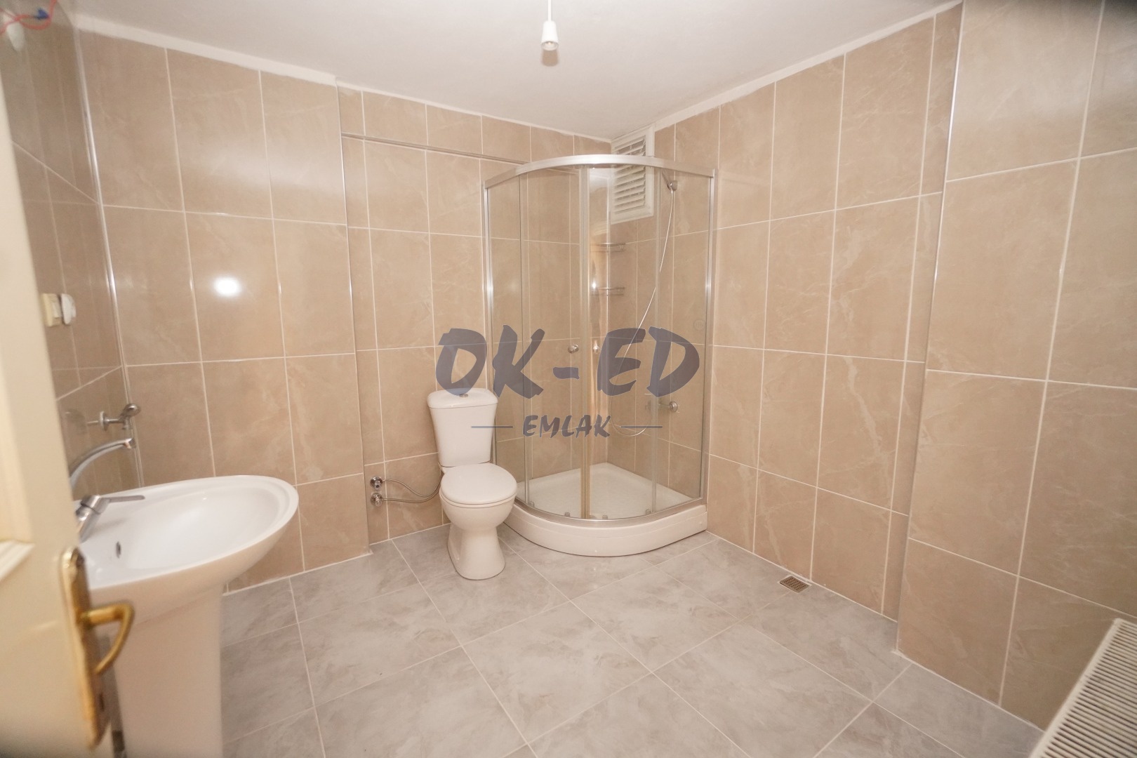 Bağlık Mahallesinde Kiralık 3+1 Daire - Thumbnail 8