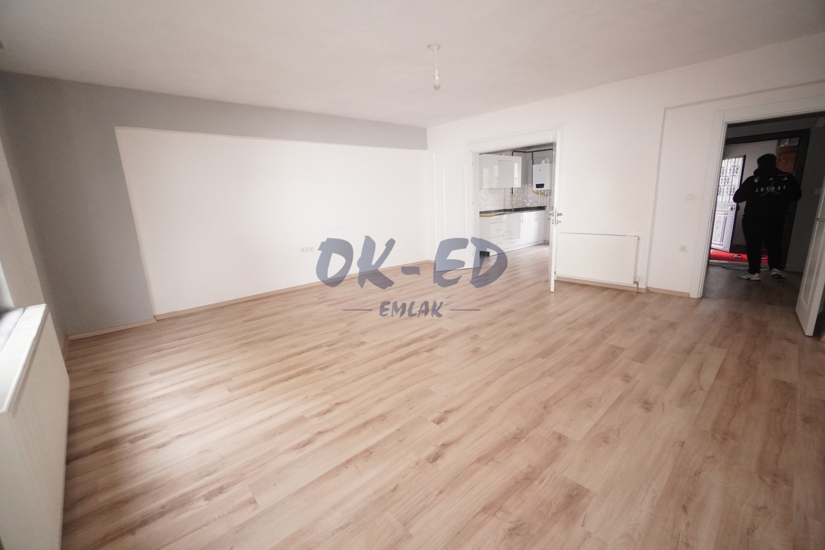 Belen Mahallesi’nde Kiralık 2+1 Geniş Daire - Thumbnail 3