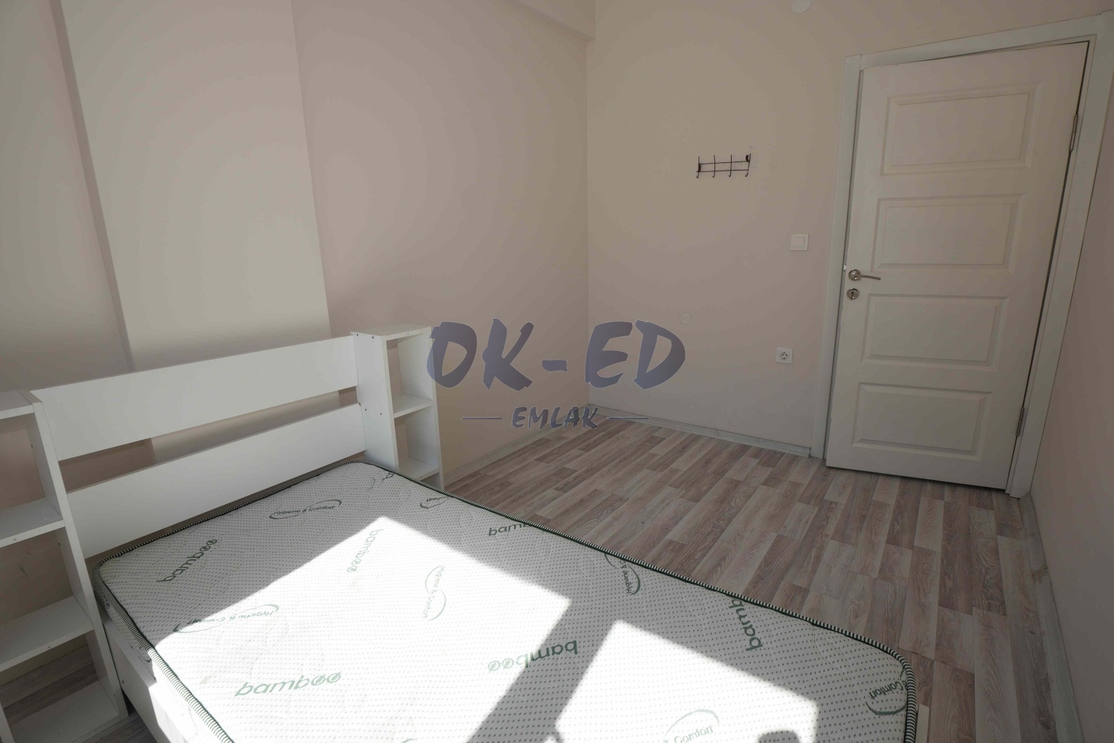 Elmatepe Mahallesi Fakülte Yanında Kiralık 1+1 Daire - Thumbnail 6