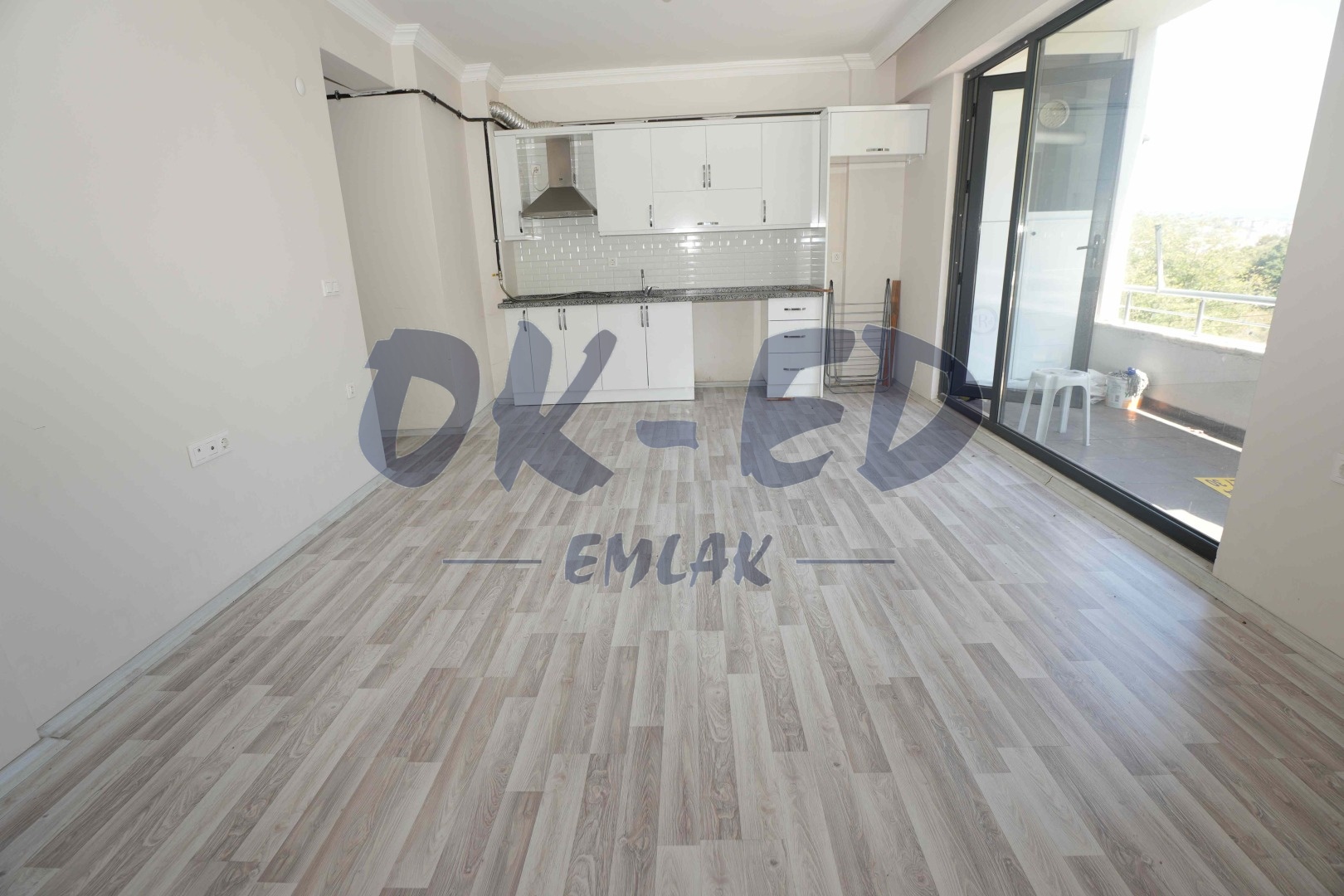 Elmatepe Mahallesi Fakülte Yanında Kiralık 1+1 Daire - 2. Fotoğraf