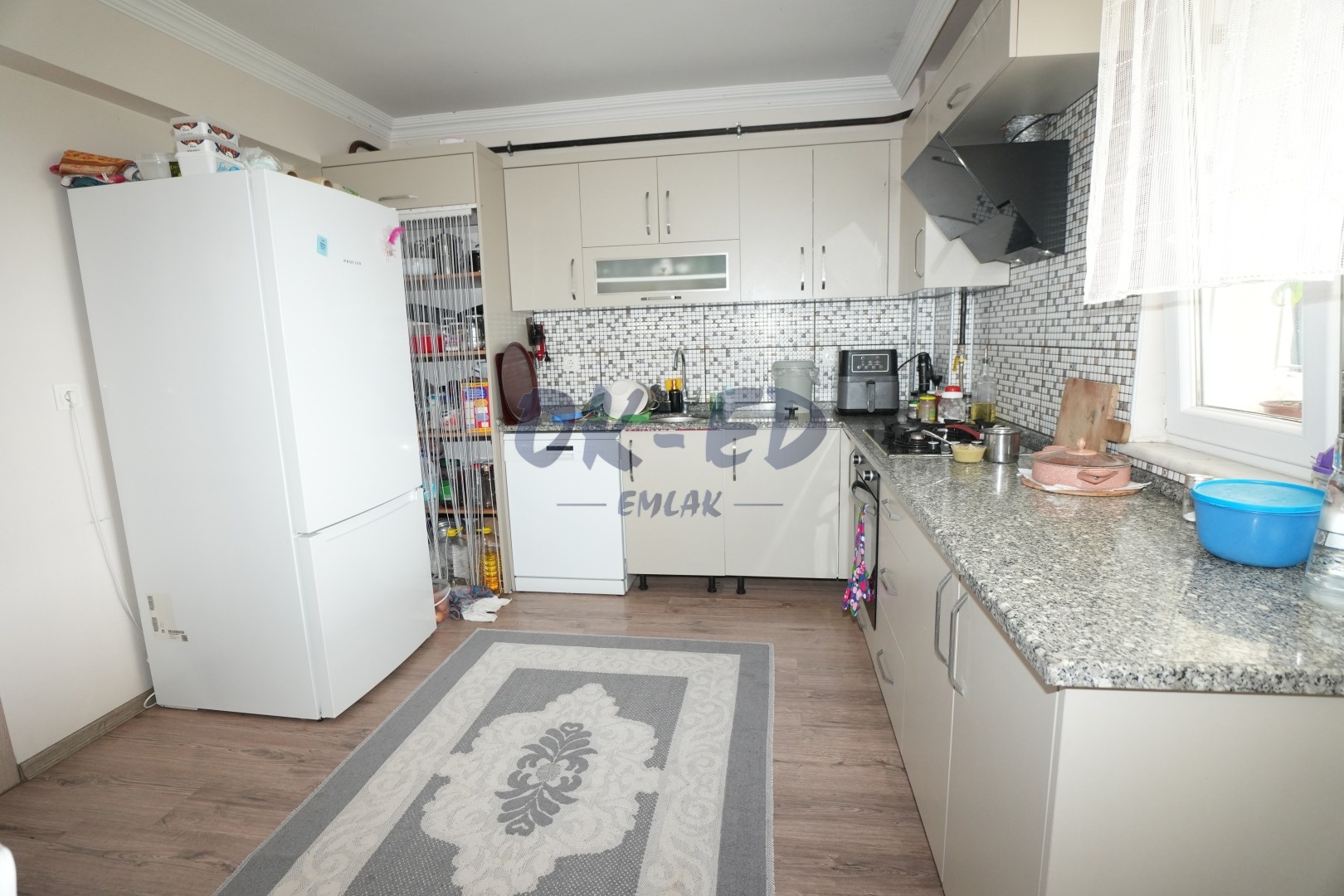 Elmatepe Mahallesinde Satılık 3+1 Daire - 5. Fotoğraf