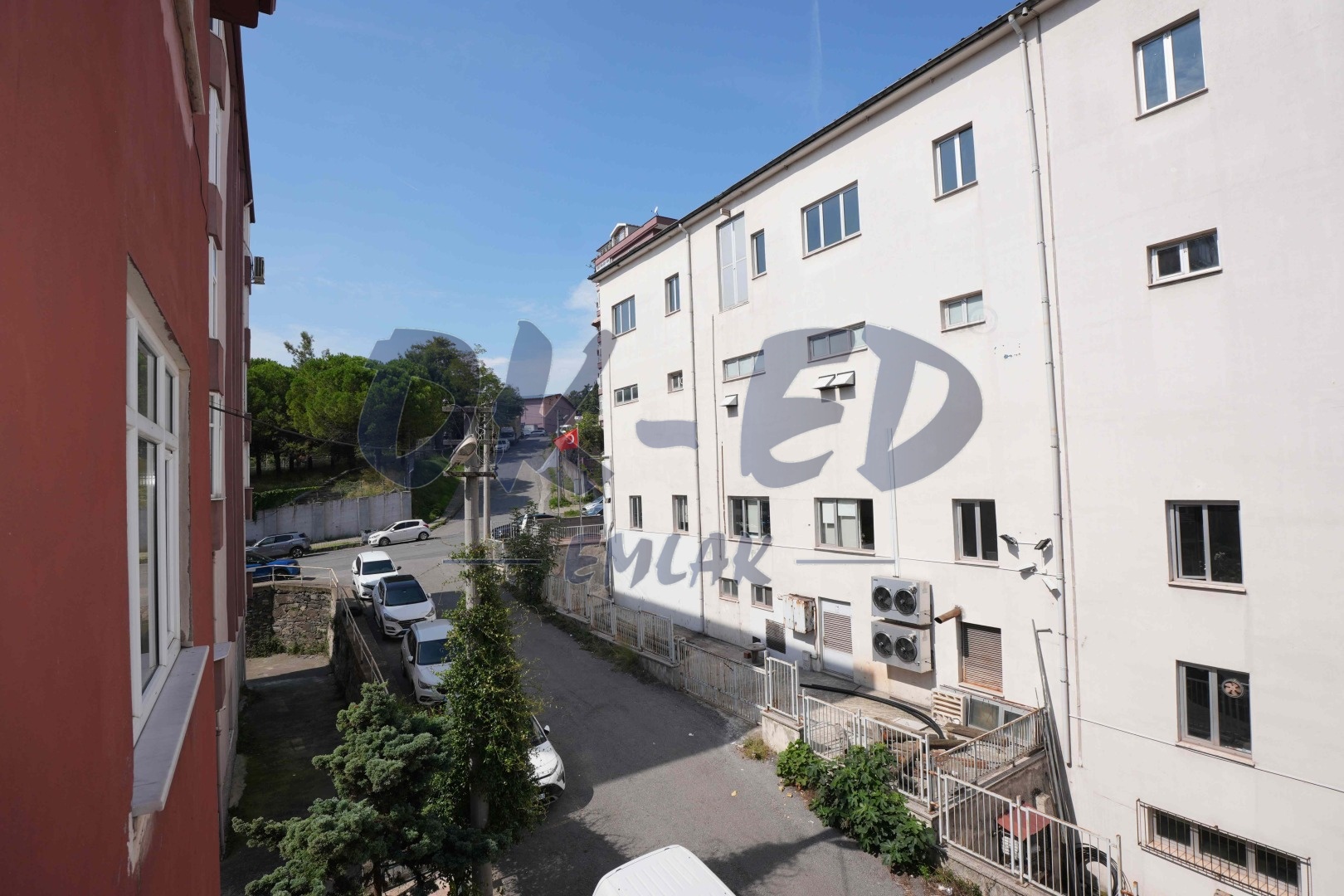 Müftü Mahallesi Göztepe Mevkiinde  Kiralık 3+1 Daire - 13. Fotoğraf