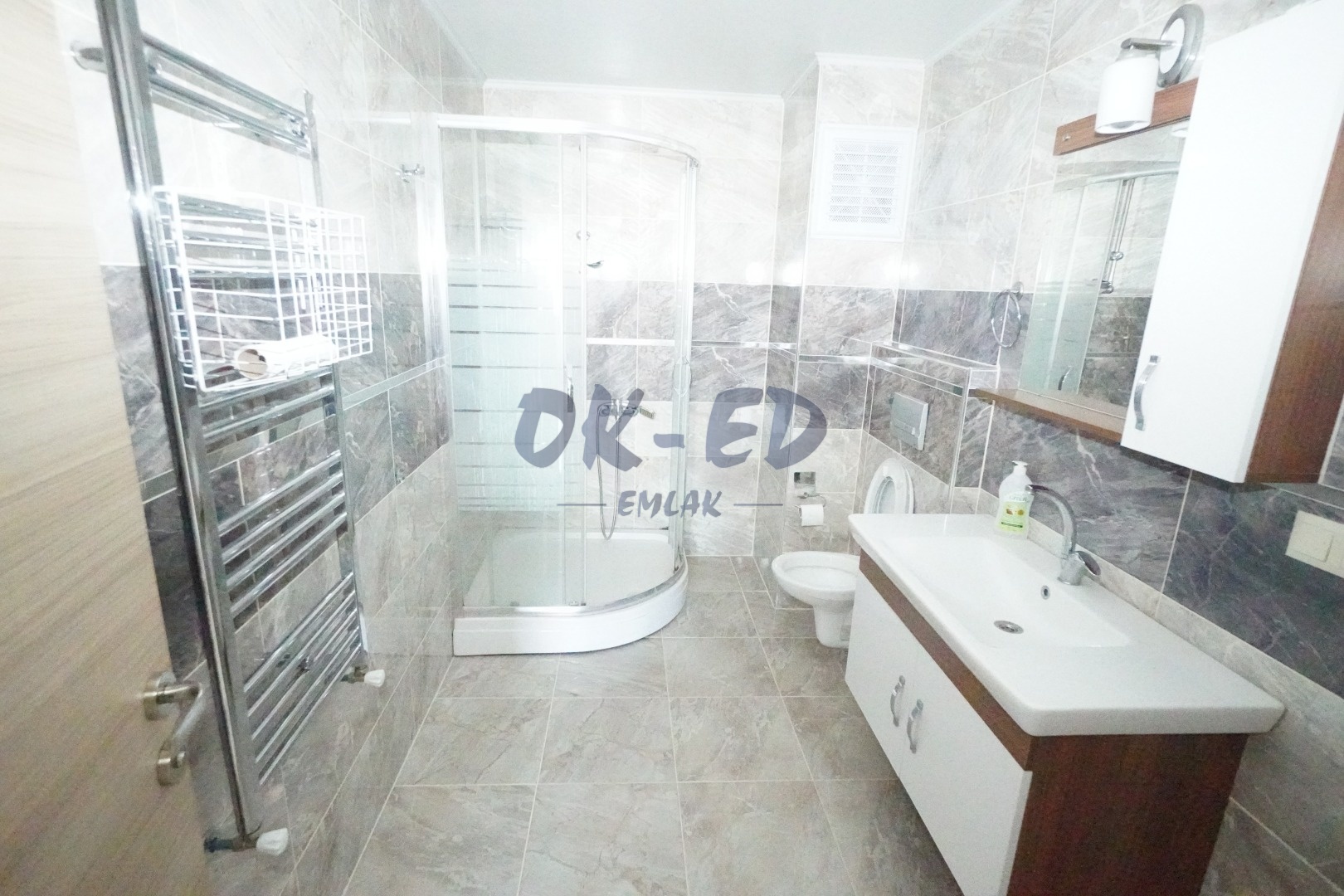 Kavaklık Mahallesi Ana Yol Üzerinde Kiralık 3+1 Daire - 8. Fotoğraf