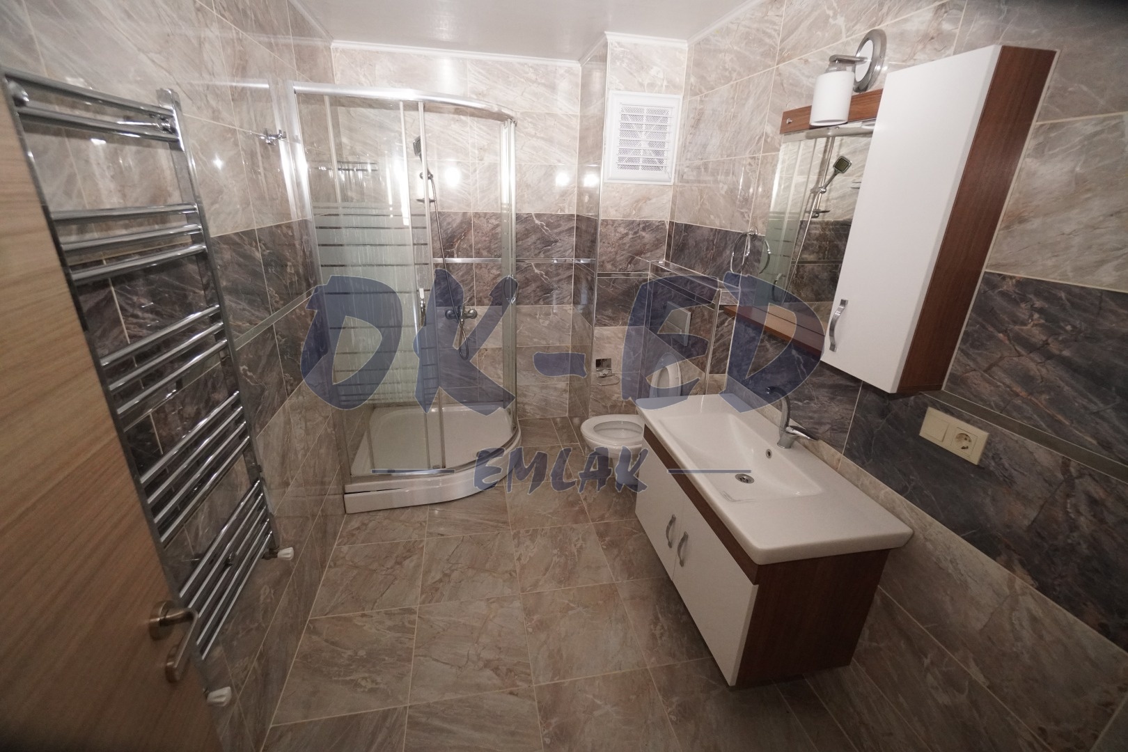 Kavaklık Mahallesi Ana Yol Üzerinde Kiralık 3+1 Daire - 9. Fotoğraf
