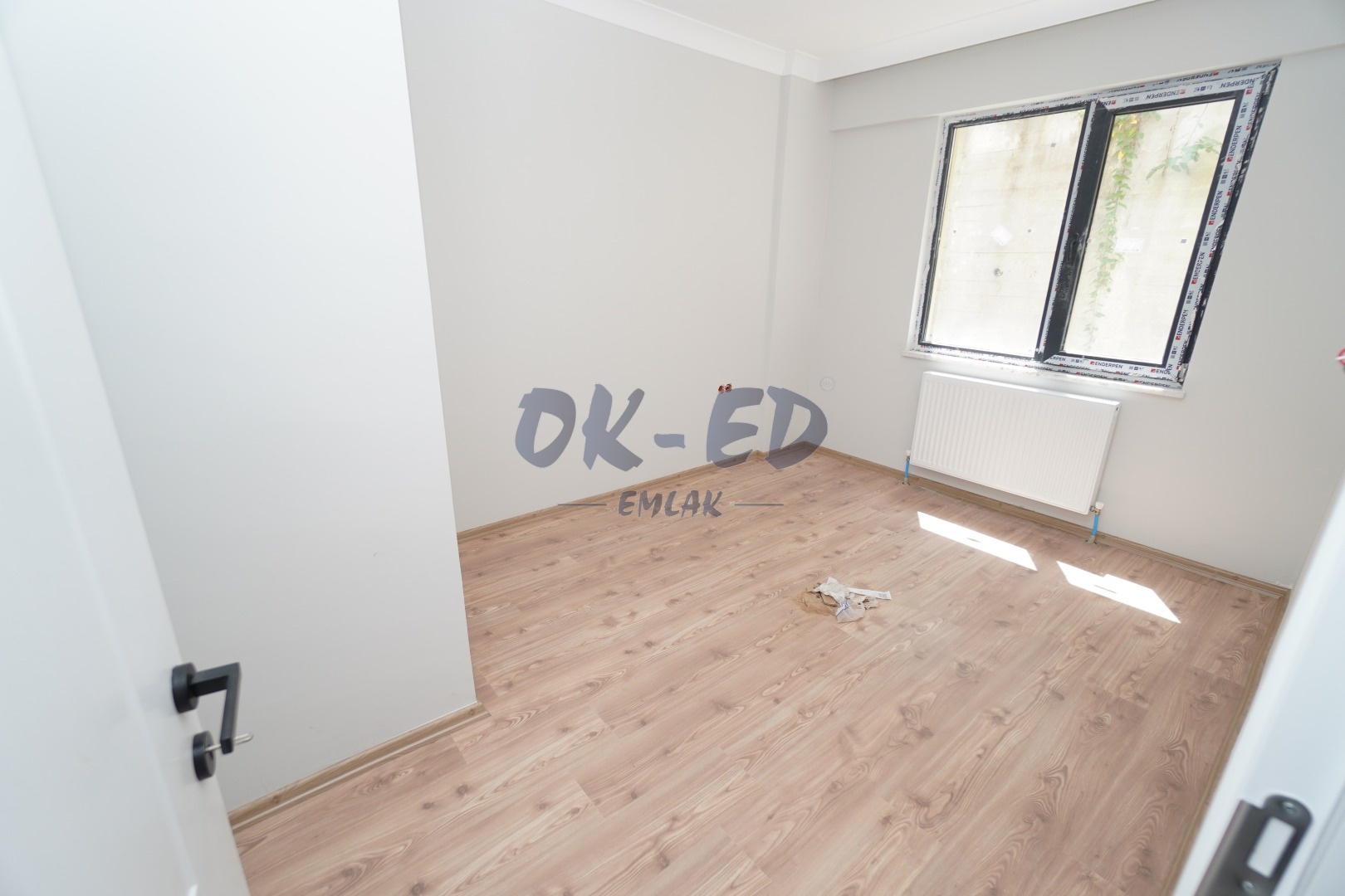 Akarca Mahallesinde Satılık, Merkezi Konumda 2+1 Daire - 6. Fotoğraf
