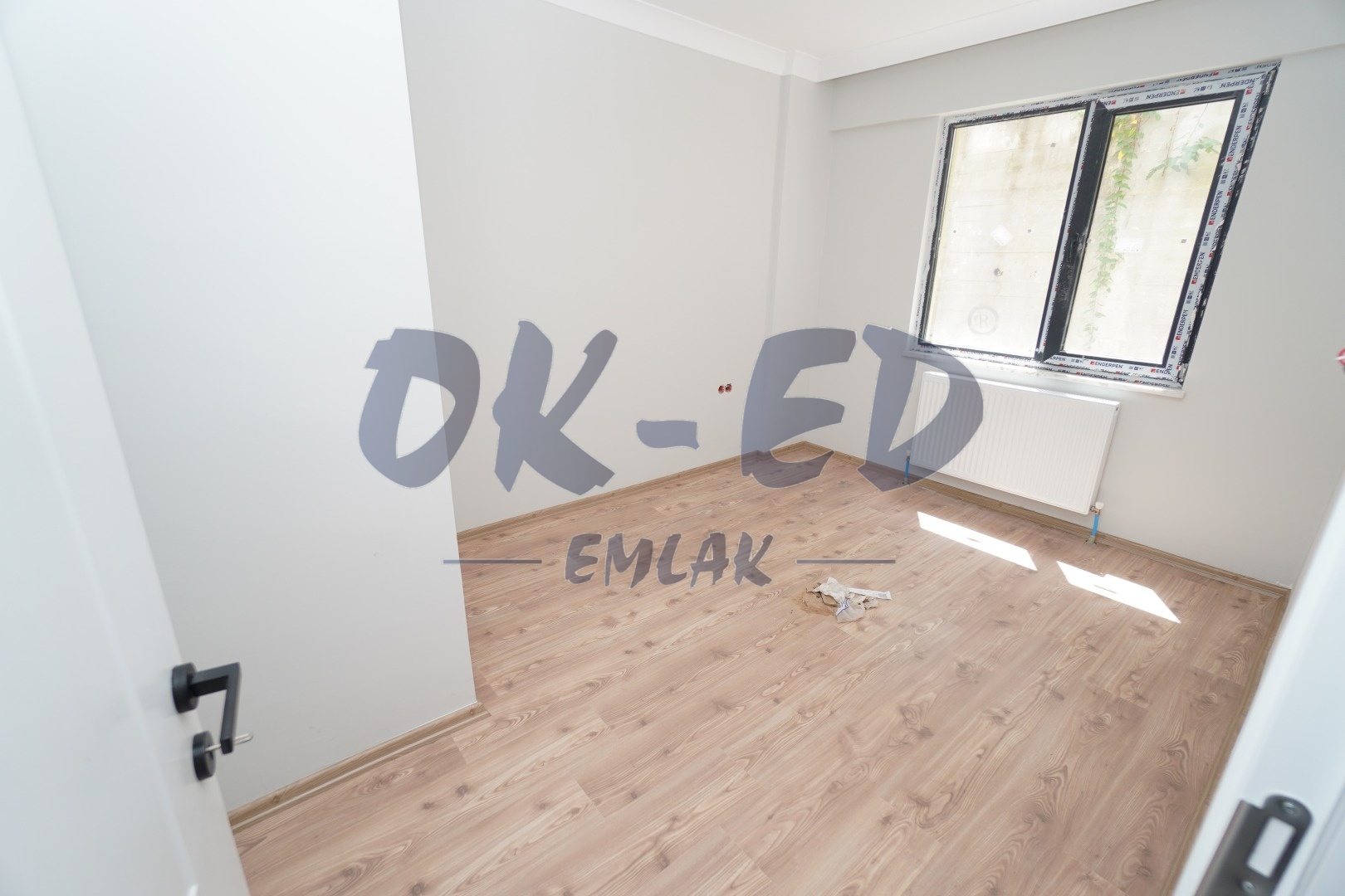 Akarca Mahallesinde Satılık, Merkezi Konumda 2+1 Daire - 6. Fotoğraf