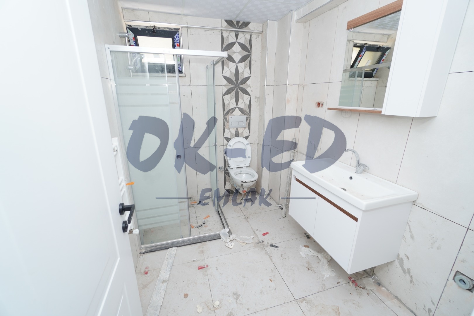 Akarca Mahallesinde Satılık, Merkezi Konumda 2+1 Daire - 8. Fotoğraf