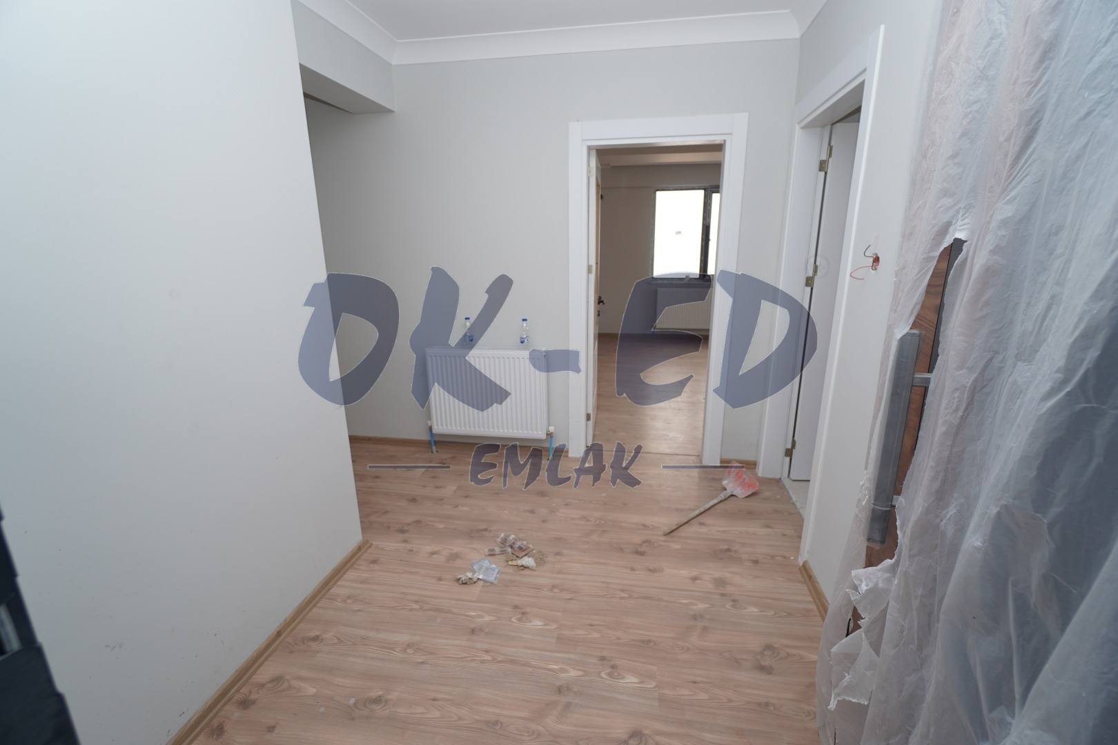 Akarca Mahallesinde Satılık, Merkezi Konumda 2+1 Daire - 5. Fotoğraf