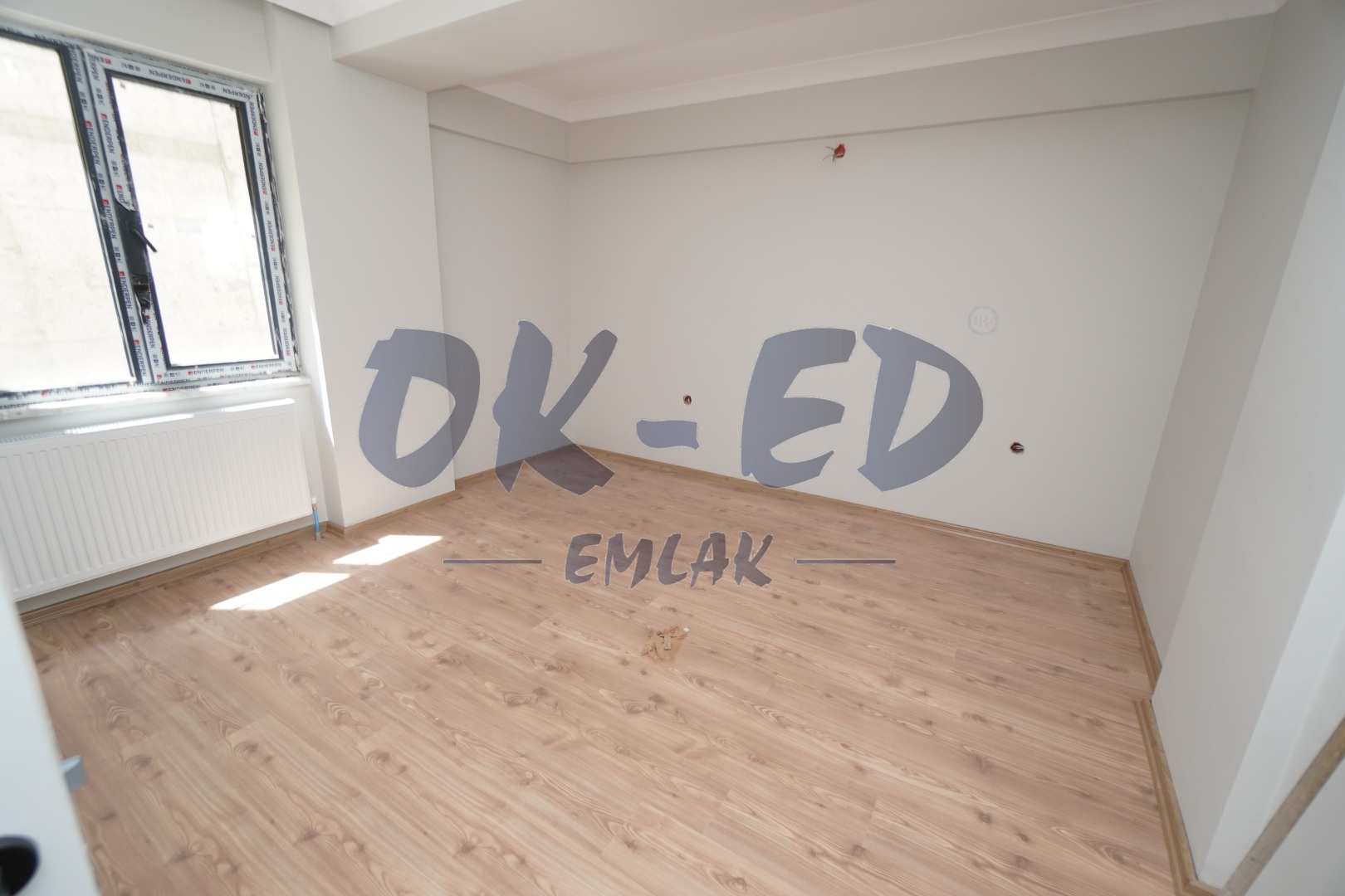 Akarca Mahallesinde Satılık, Merkezi Konumda 2+1 Daire - 7. Fotoğraf