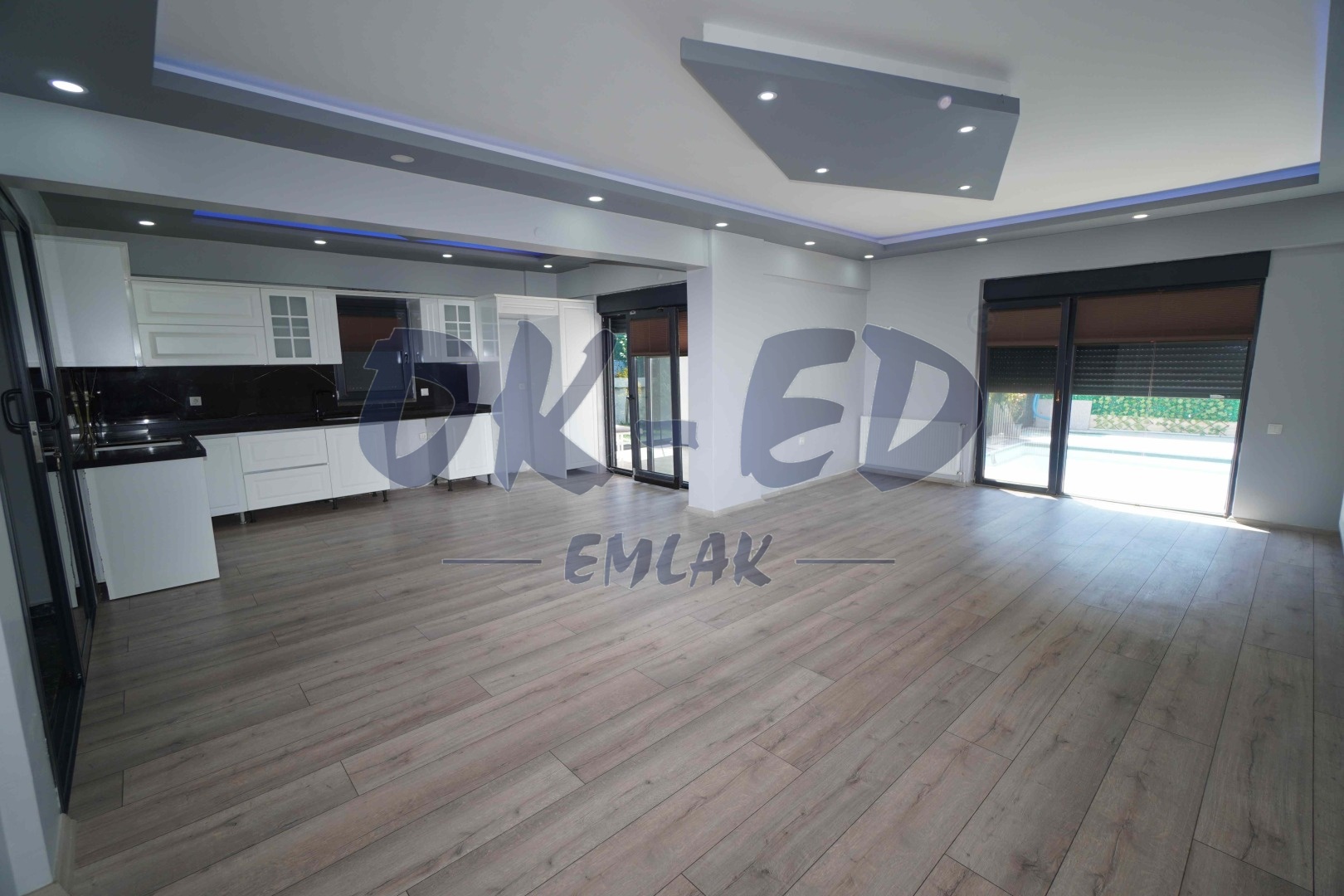 Bağlık Mahallesi Aktaş Mevkii Satılık Üç katlı Villa - 2. Fotoğraf