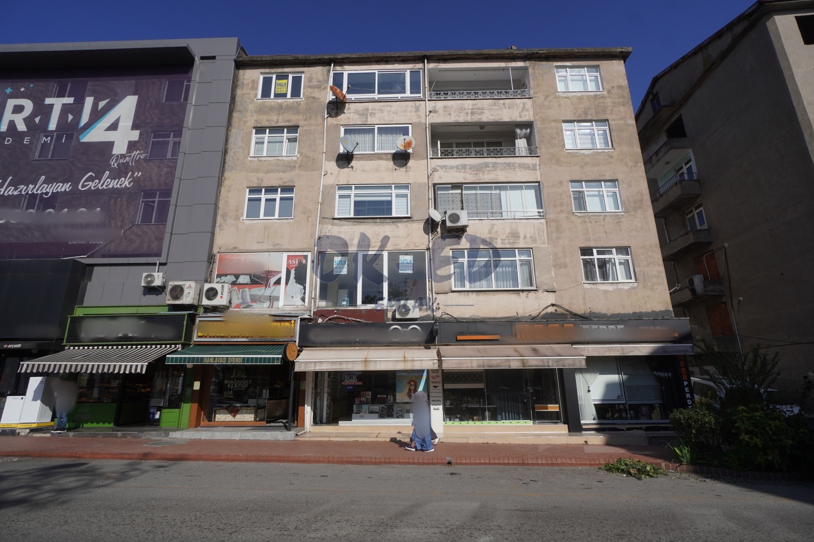 Bağlık Mahallesi Erdemir Cadde Üzeri Satılık 2+1 Daire
