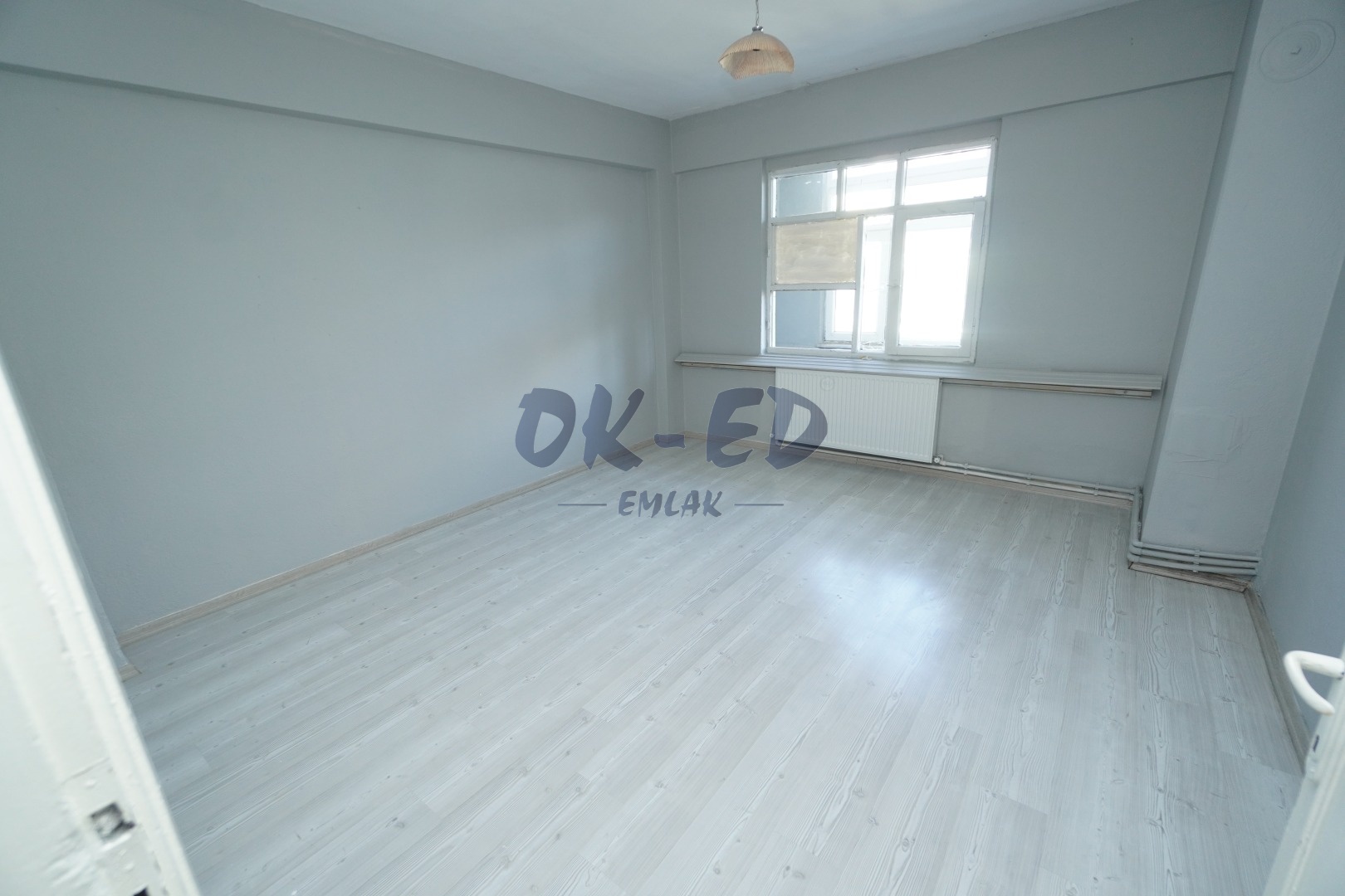 Bağlık Mahallesi Erdemir Cadde Üzeri Satılık 2+1 Daire - 5. Fotoğraf