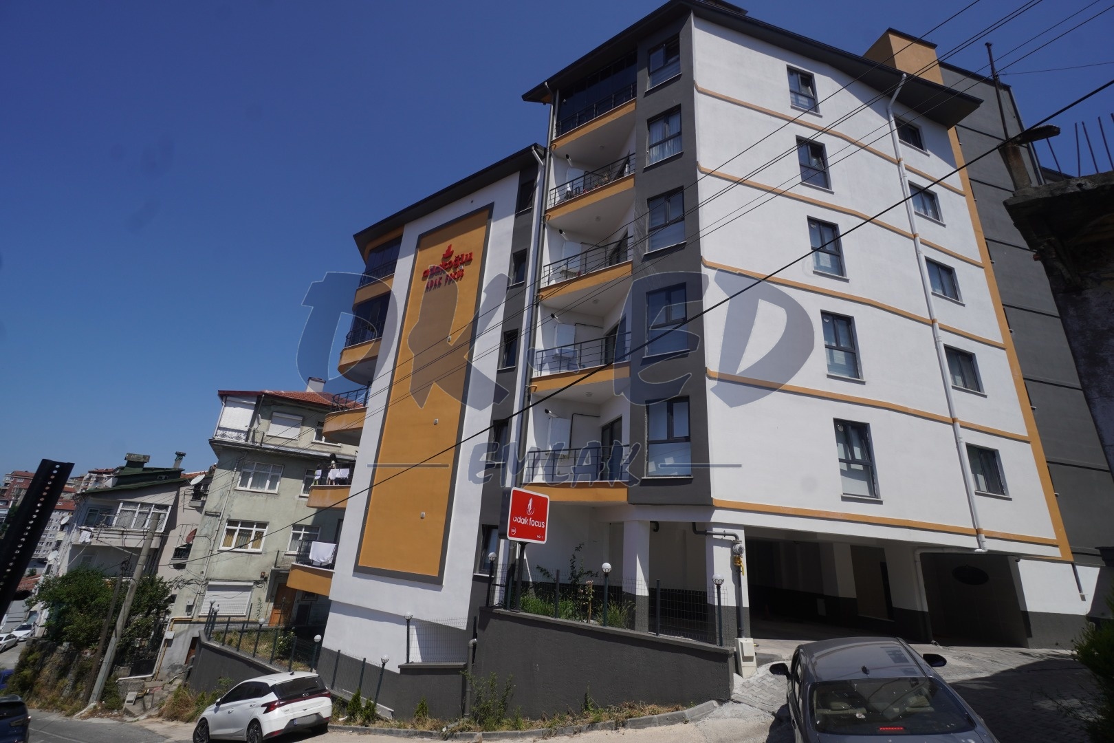 Bağlık Mahallesi’nde Giyinme Odalı Kiralık 1+1 Daire