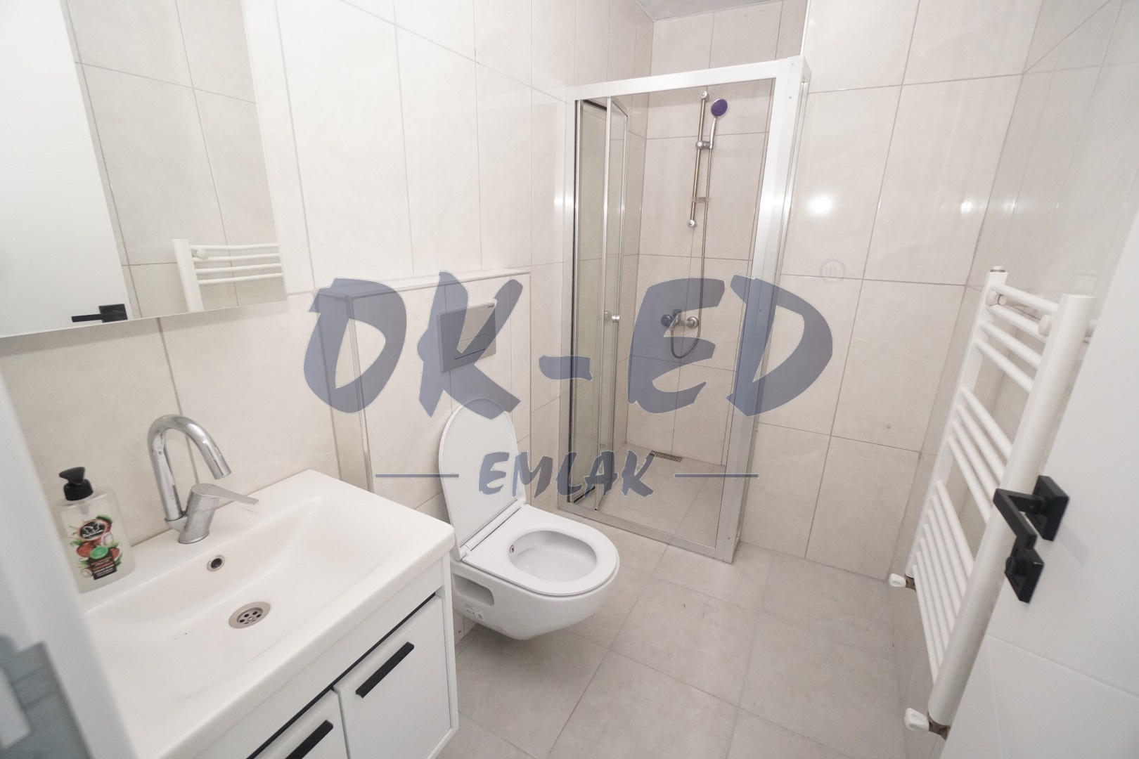 Bağlık Mahallesi’nde Giyinme Odalı Kiralık 1+1 Daire - 8. Fotoğraf