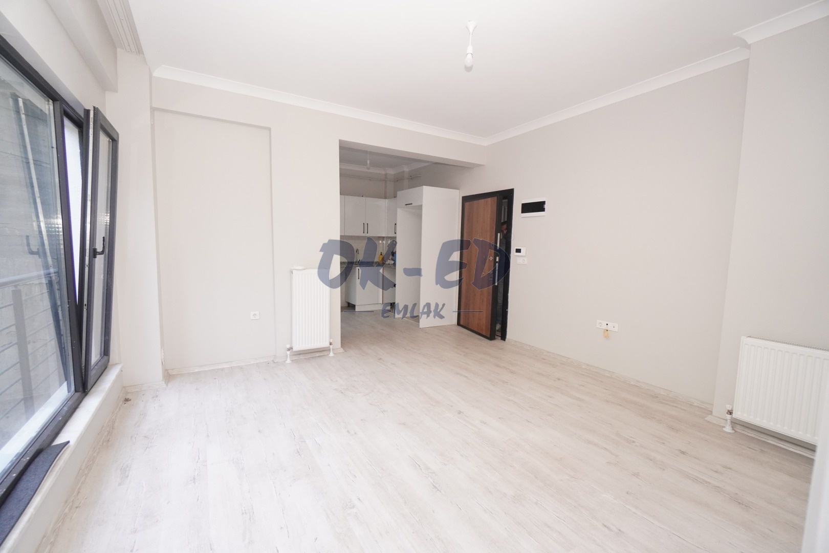 Bağlık Mahallesi’nde Giyinme Odalı Kiralık 1+1 Daire - 2. Fotoğraf