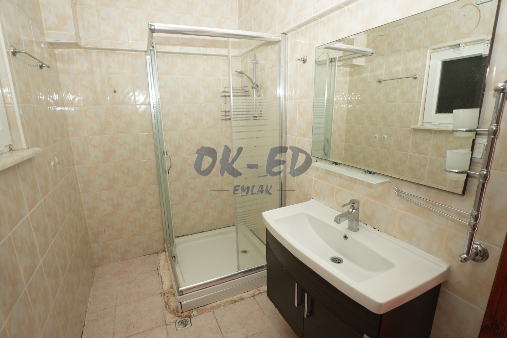 Bağlık Mahallesinde Kiralık 2+1 Daire - 8. Fotoğraf
