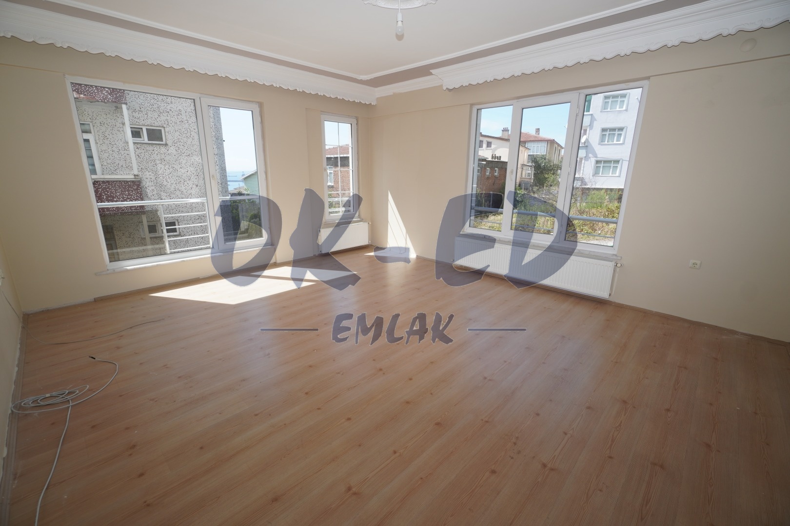 Bağlık Mahallesinde Kiralık 3+1 Daire - 2. Fotoğraf