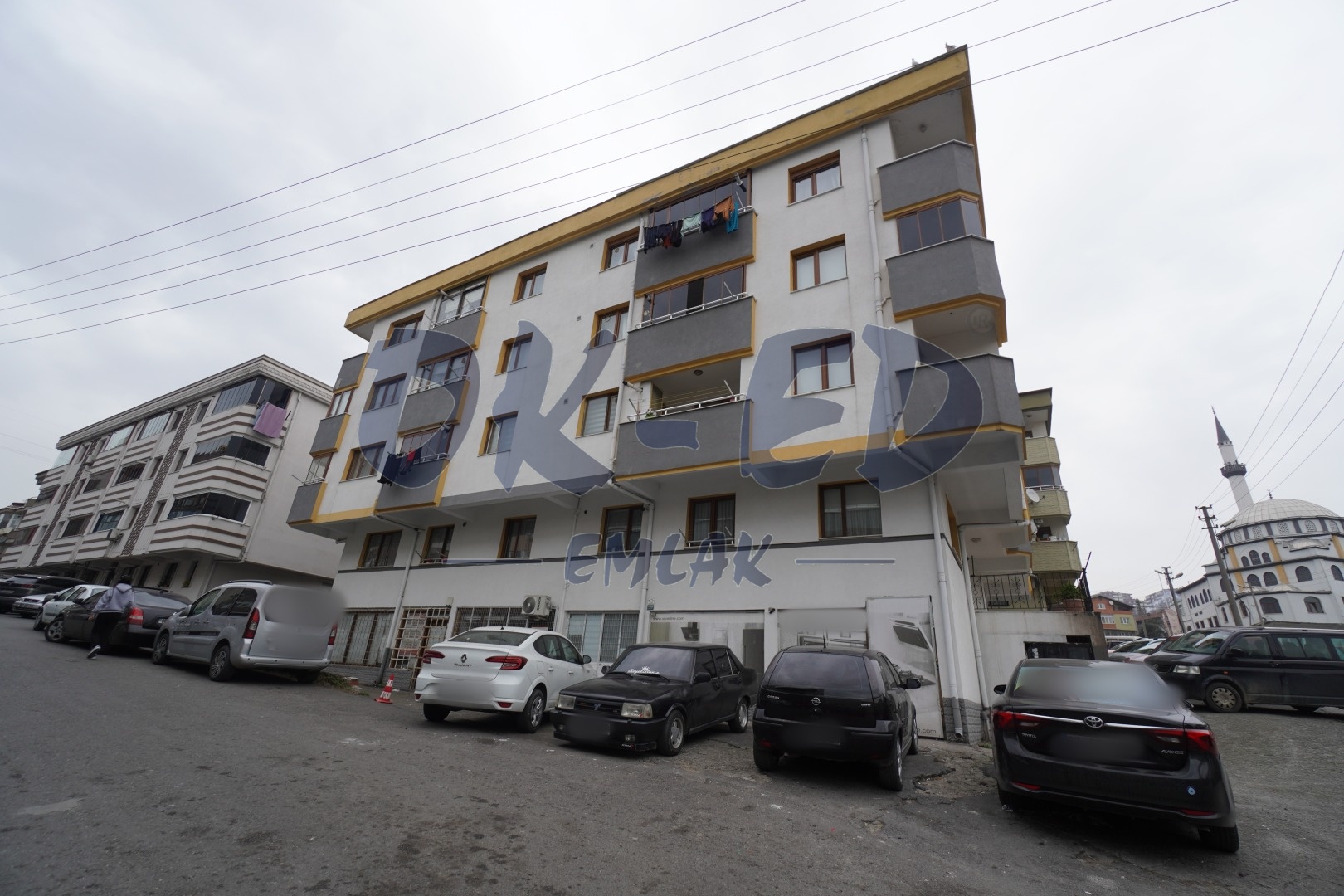 Bağlık Mahallesinde Satılık 3+1 Daire