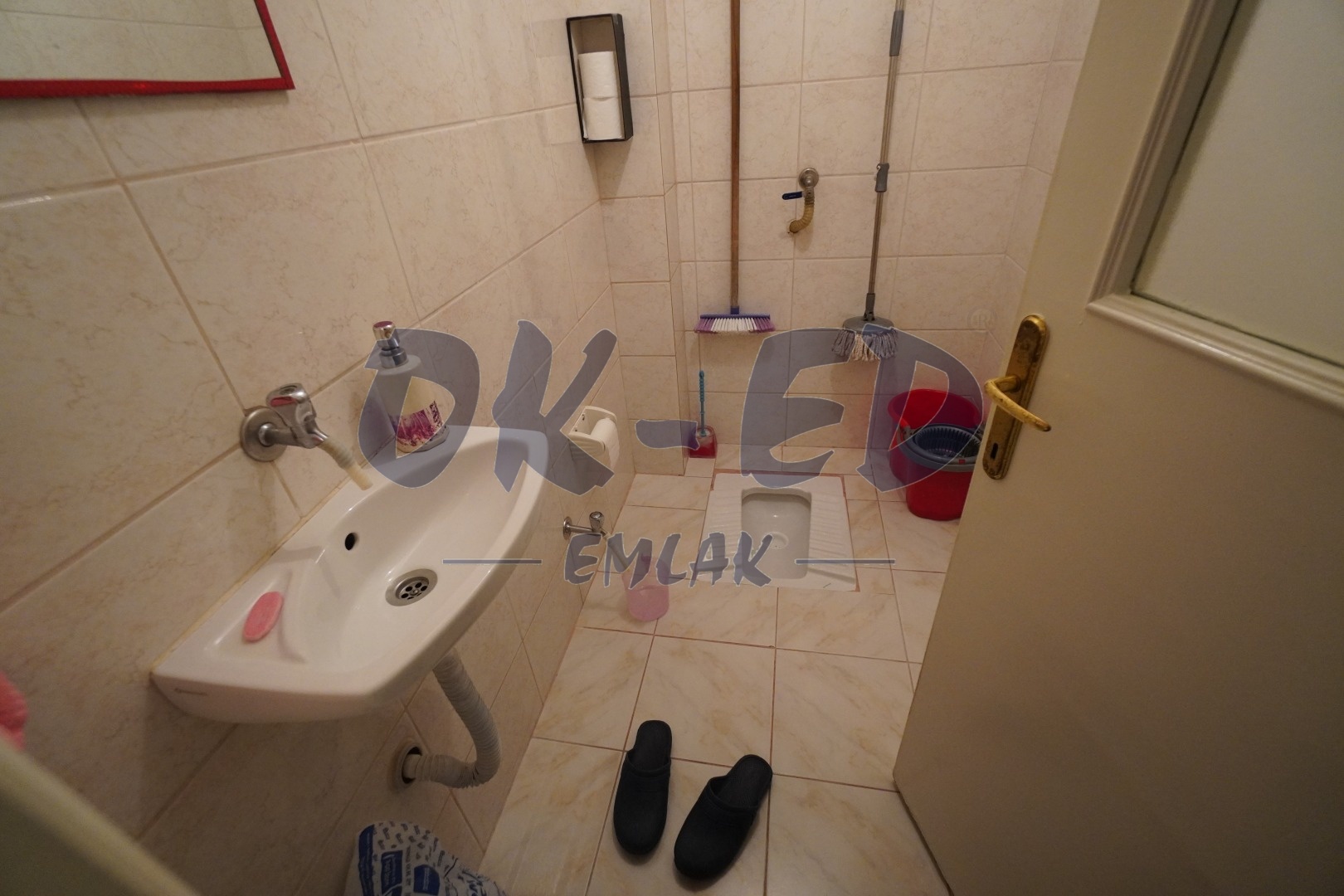 Bağlık Mahallesinde Satılık 3+1 Daire - 13. Fotoğraf