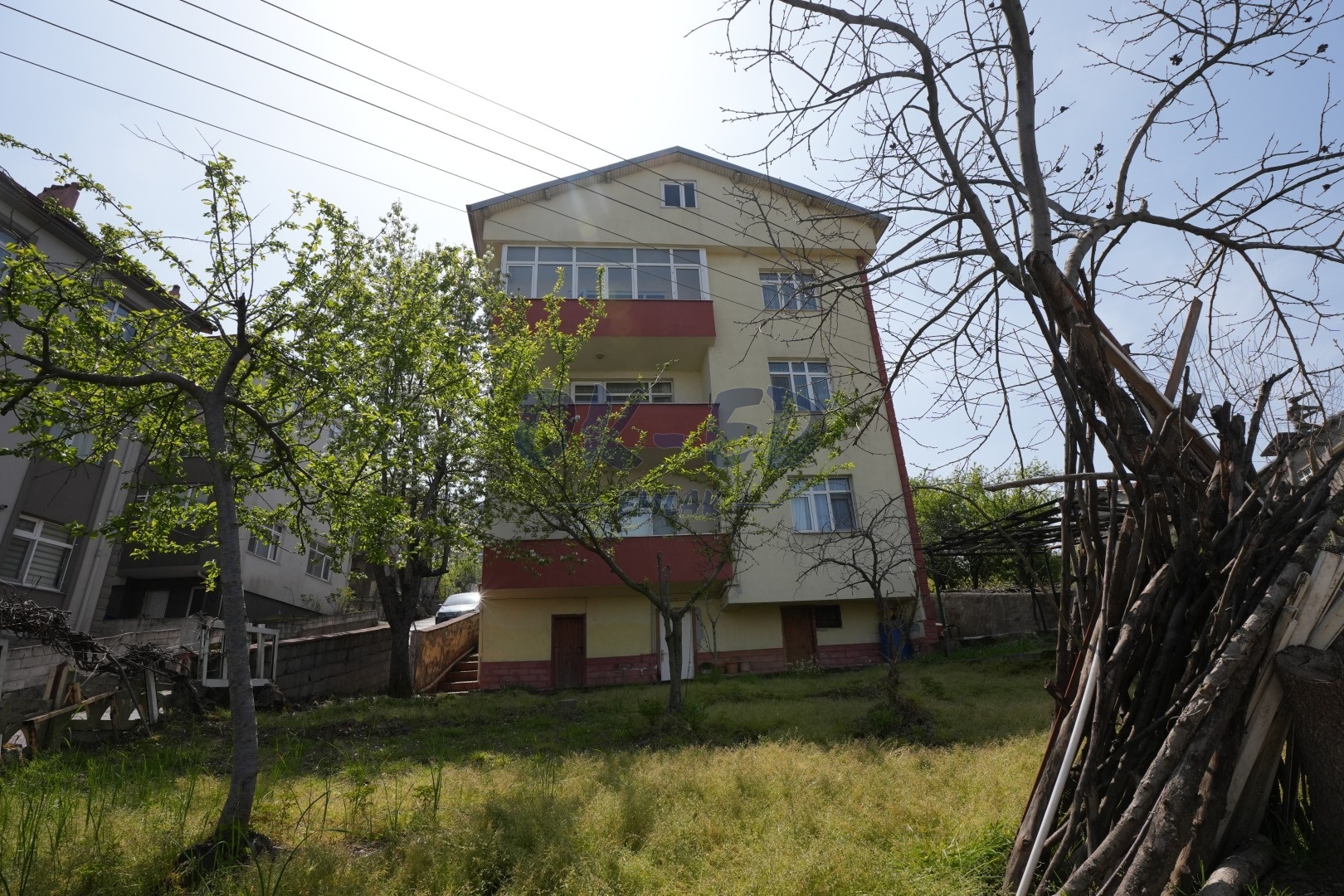 Gülüç Mahallesinde Deniz Manzaralı Satılık 2+1 Daire