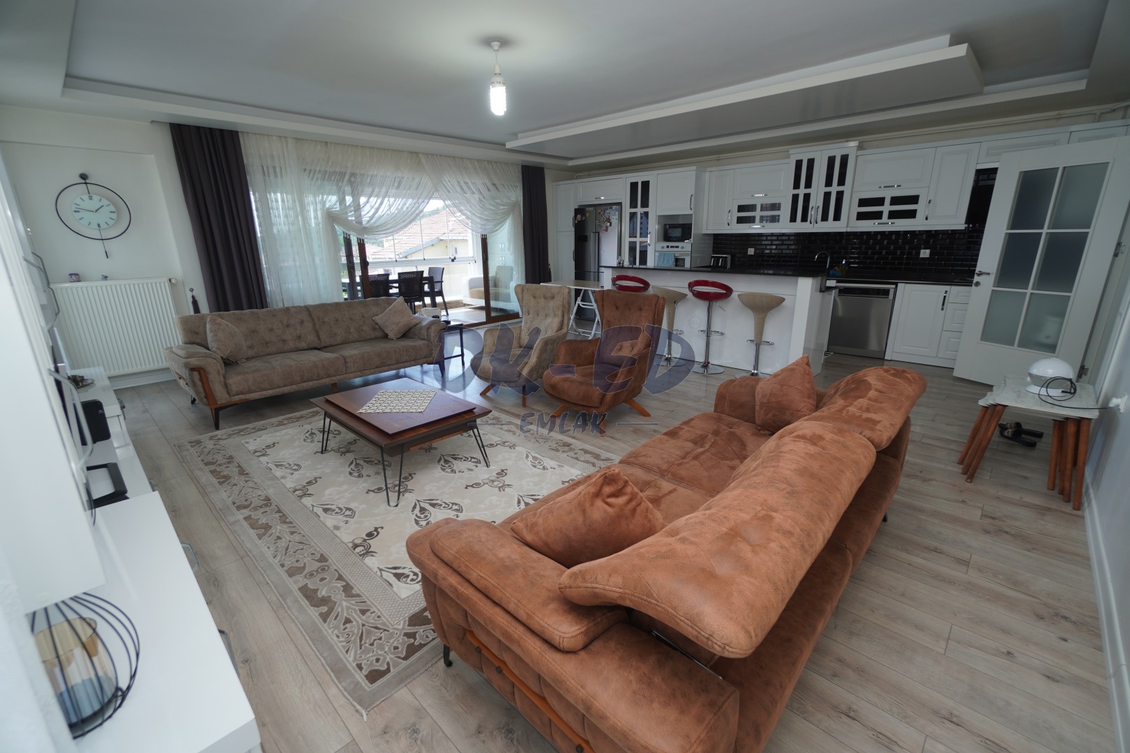 Kırmacı Mahallesinde Deniz Manzaralı Satılık 3+1 Daire - 2. Fotoğraf