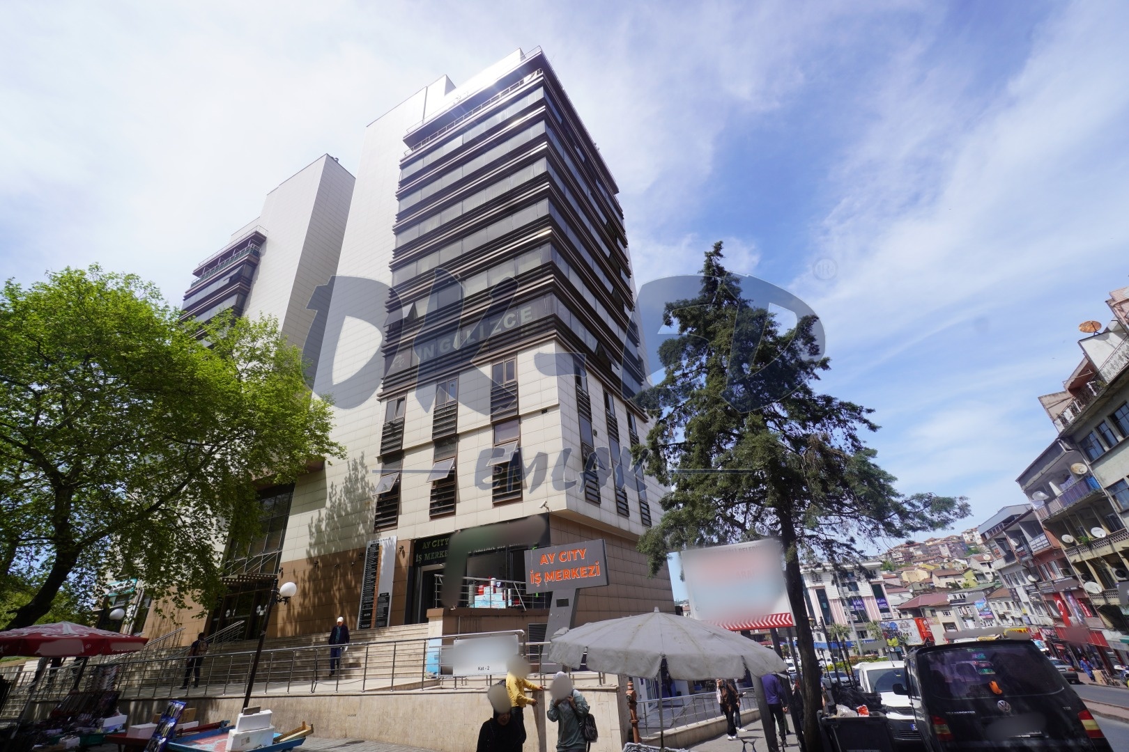 Müftü Mahallesi Ay City Avm'de 2 Adet Kiralık Ofis