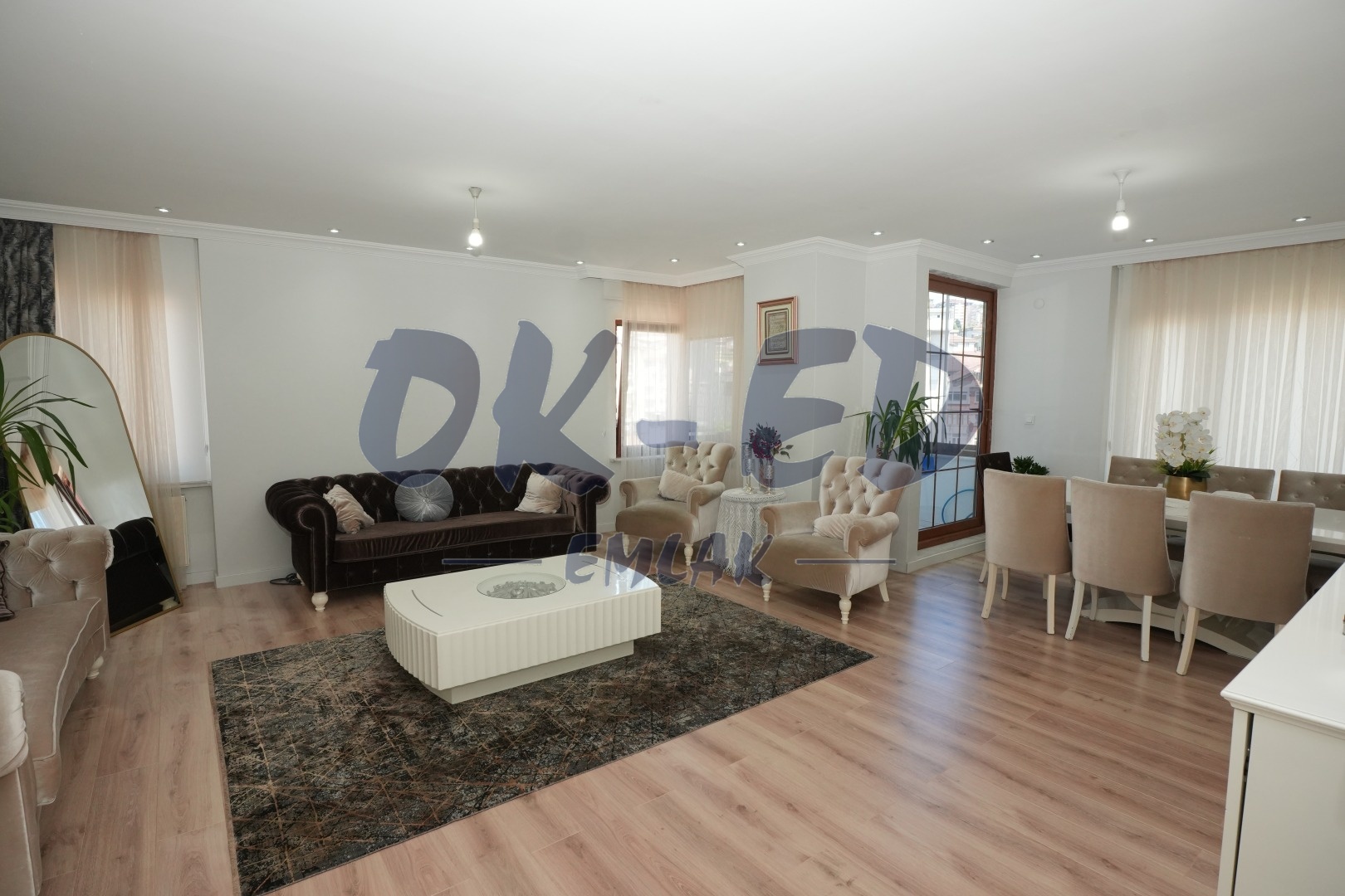 Müftü Mahallesi Merkezi Konumda Satılık Dubleks Daire - 3. Fotoğraf