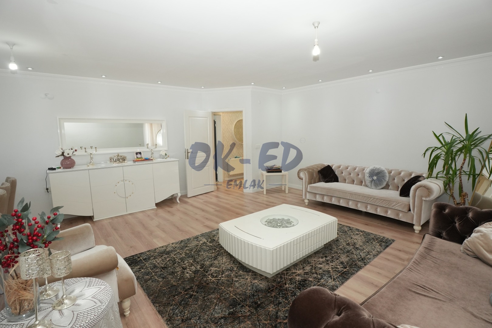 Müftü Mahallesi Merkezi Konumda Satılık Dubleks Daire - 2. Fotoğraf