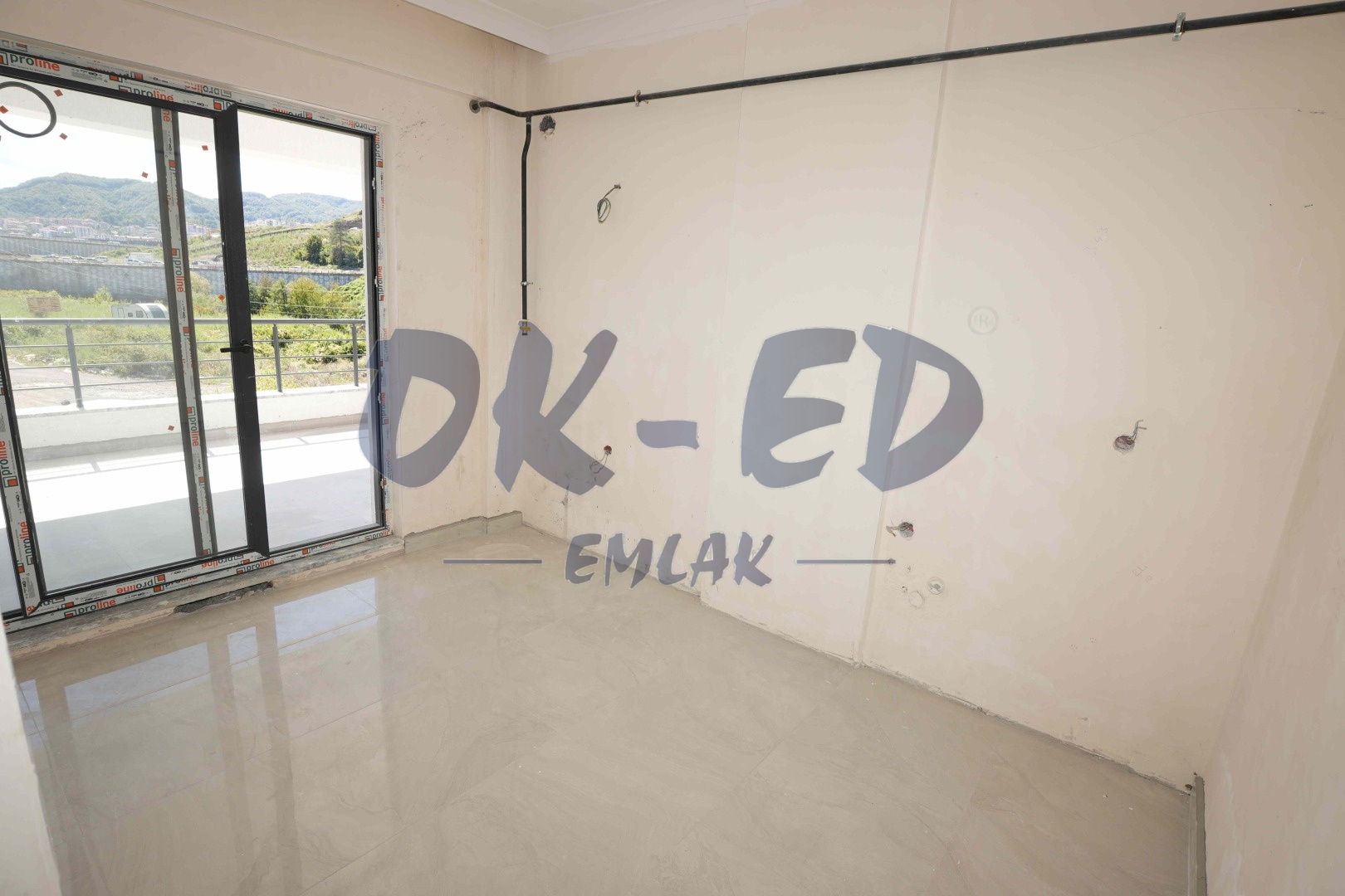 Ömerli Mahallesinde Satılık 2+1 Daire - 3. Fotoğraf