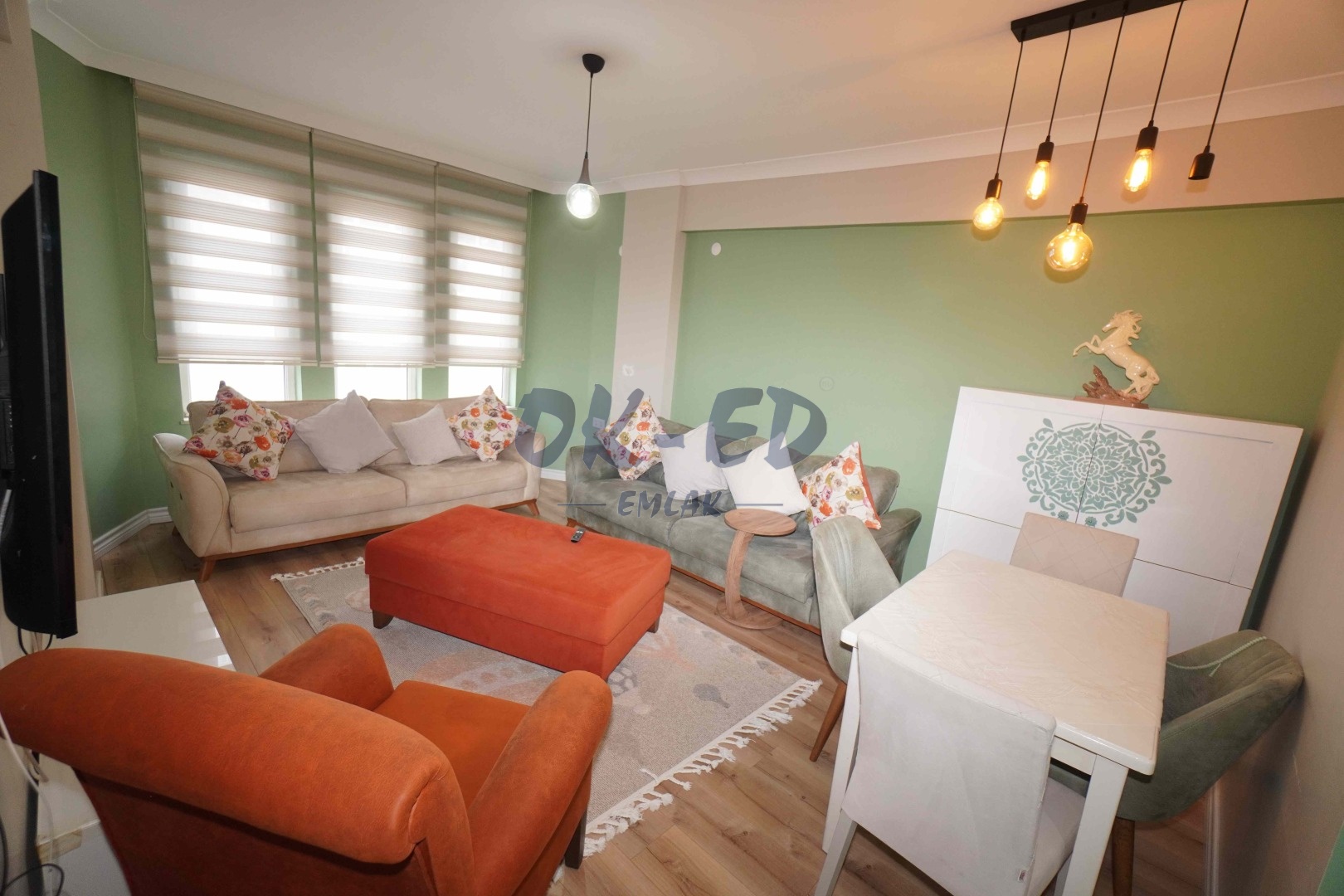 Orhanlar Mahallesinde Eşyalı Kiralık 2+1 Daire - 2. Fotoğraf