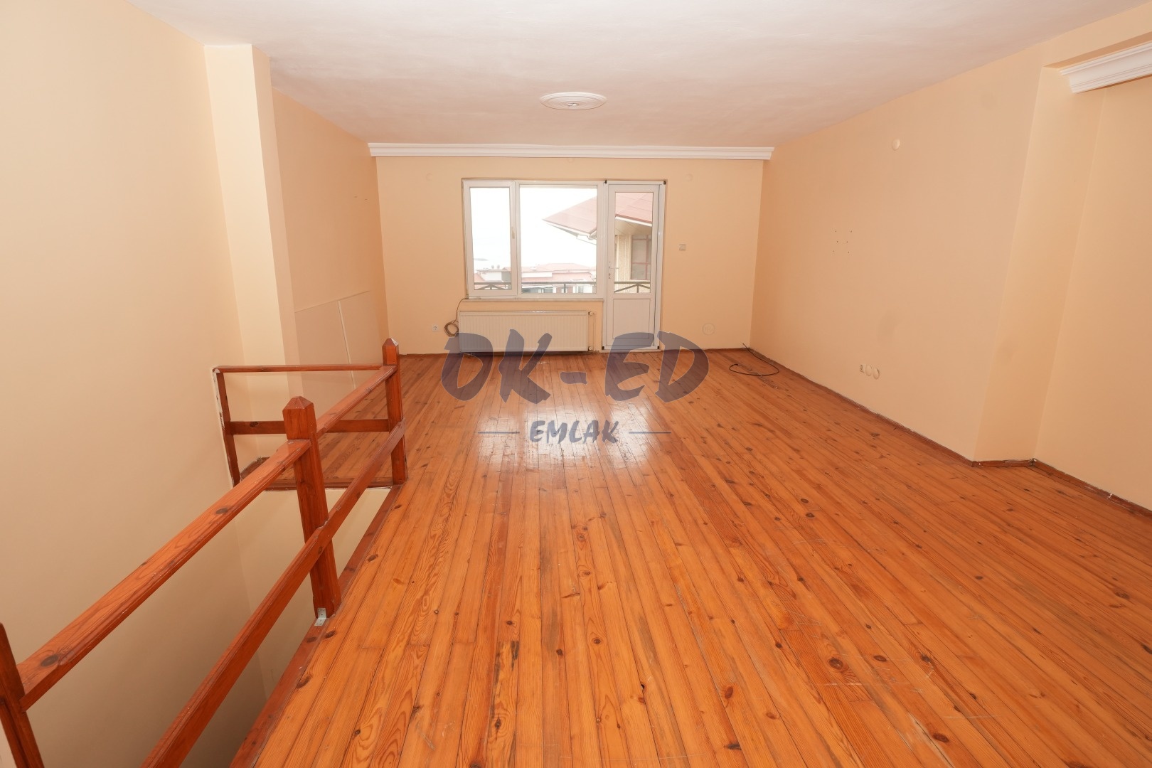 Süleymanlar Mahallesinde Deniz Manzaralı Ters Dubleks Daire - 3. Fotoğraf