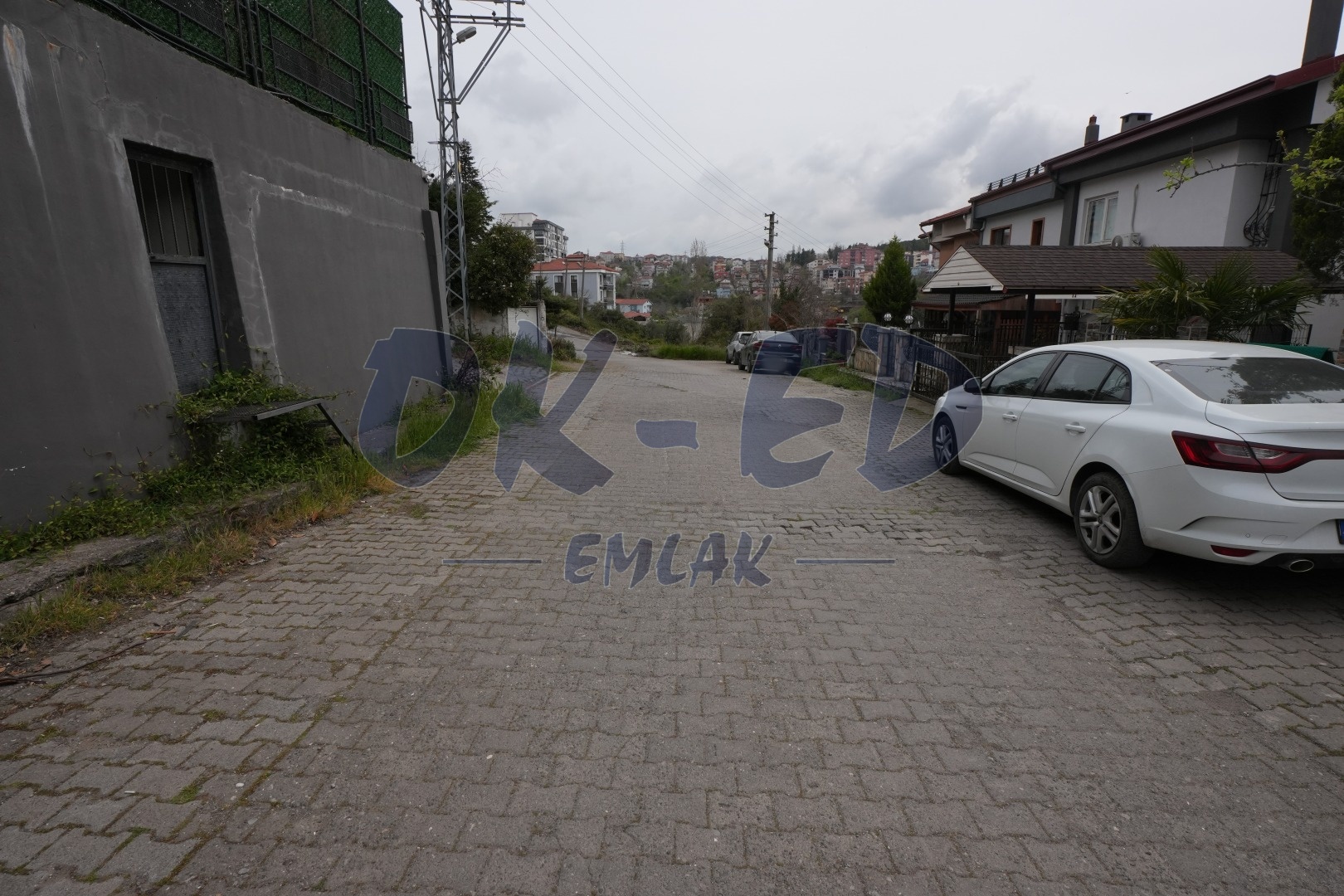 Süleymanlar Mahallesinde Deniz Manzaralı Ters Dubleks Daire - 17. Fotoğraf