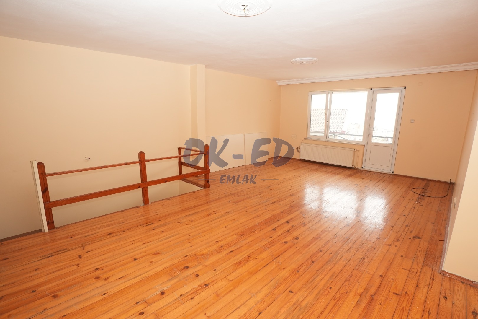Süleymanlar Mahallesinde Deniz Manzaralı Ters Dubleks Daire - 4. Fotoğraf