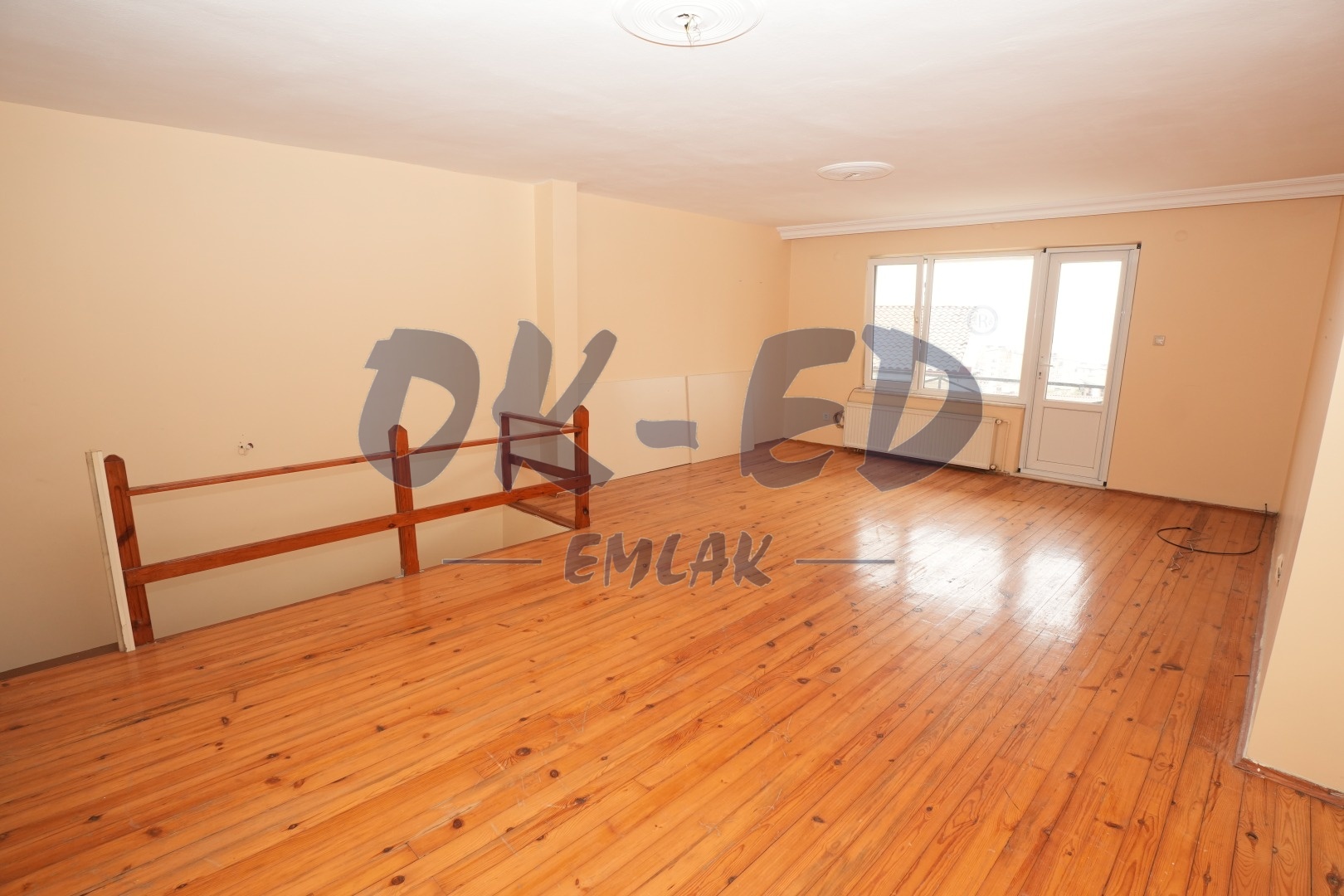 Süleymanlar Mahallesinde Deniz Manzaralı Ters Dubleks Daire - 4. Fotoğraf