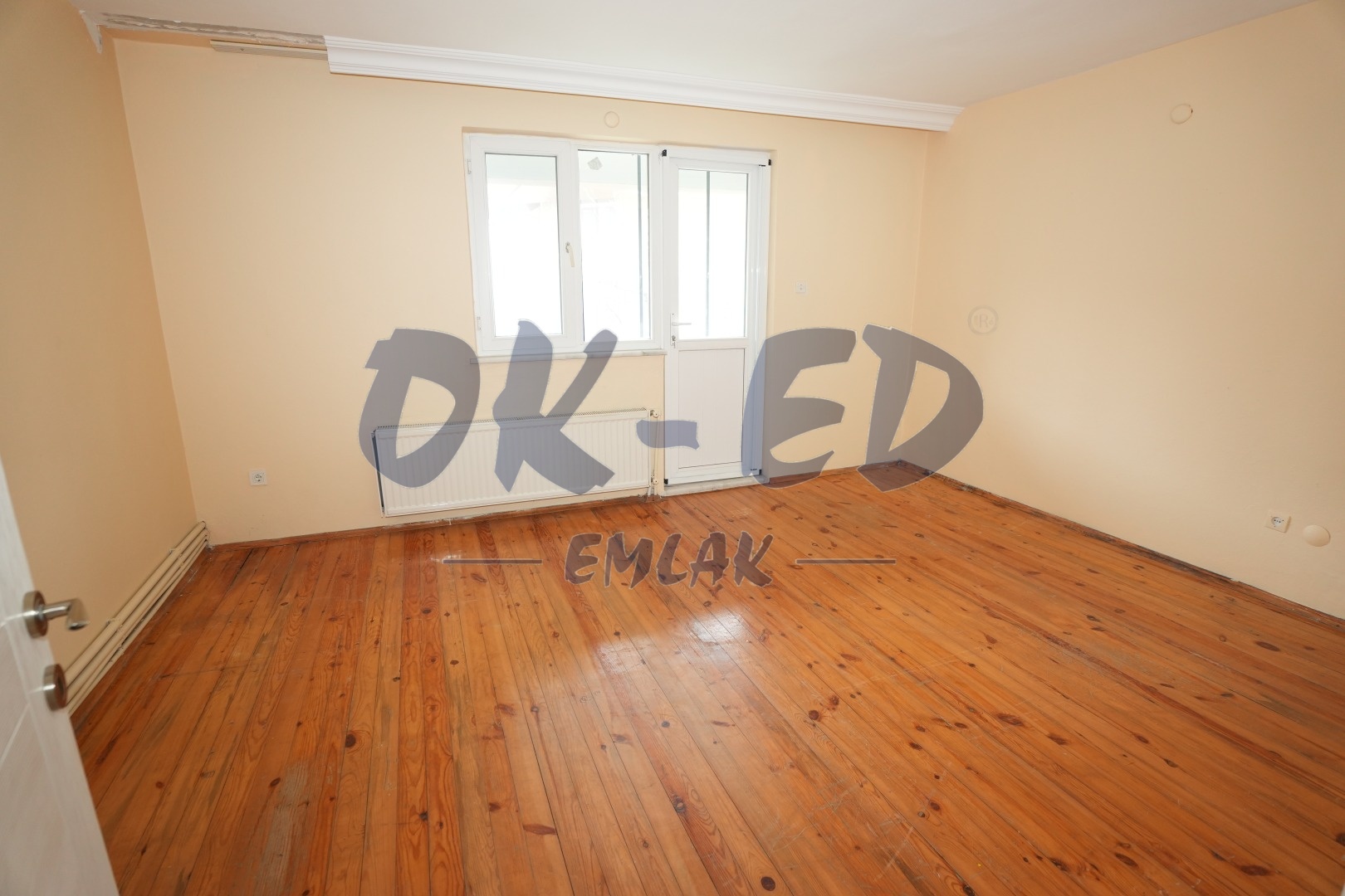 Süleymanlar Mahallesinde Deniz Manzaralı Ters Dubleks Daire - 10. Fotoğraf
