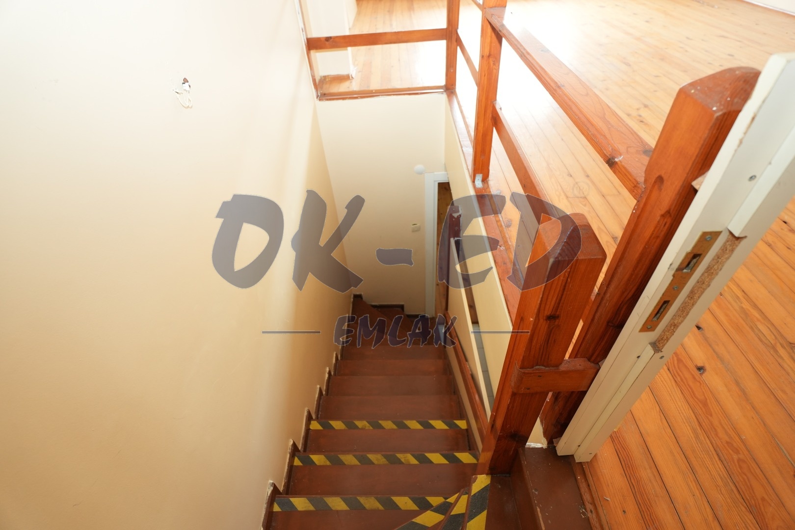 Süleymanlar Mahallesinde Deniz Manzaralı Ters Dubleks Daire - 7. Fotoğraf