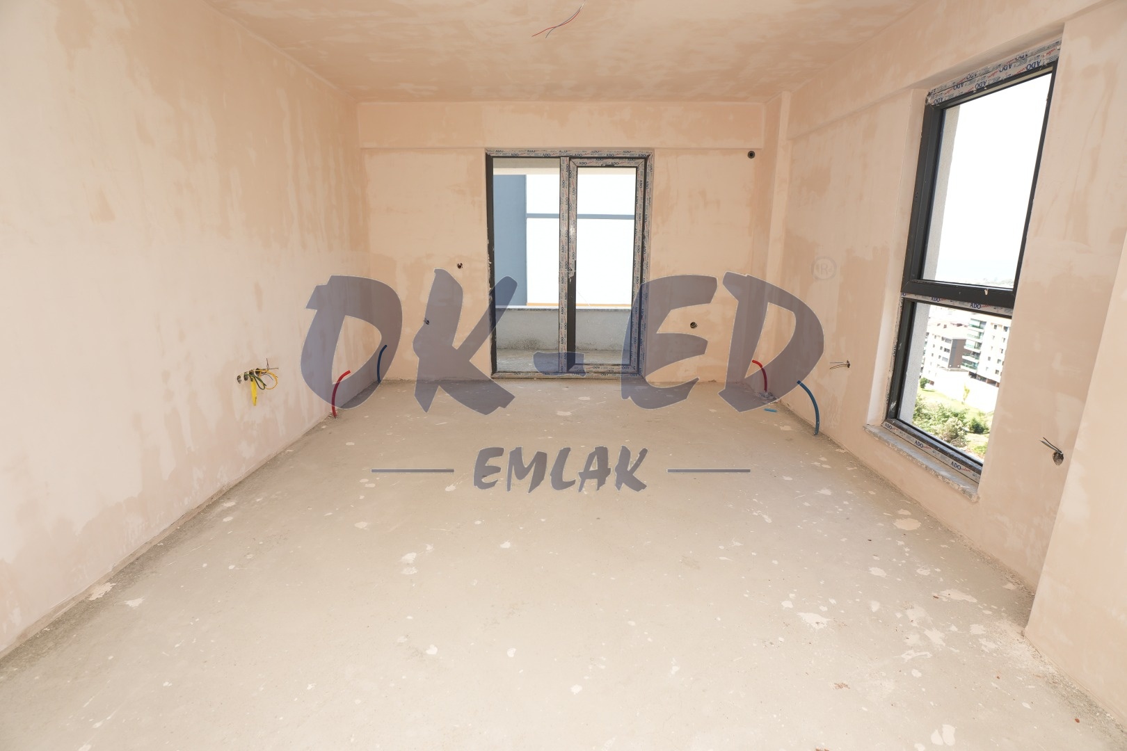 Uzunmehmet Mah. Deniz Manzaralı Satılık 1+1 Daire - 2. Fotoğraf