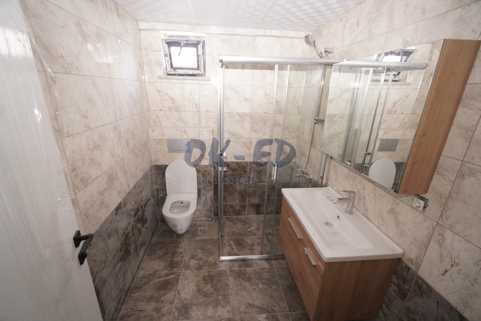 Uzunmehmet Mahallesinde Satılık 1+1 Daireler - 6. Fotoğraf