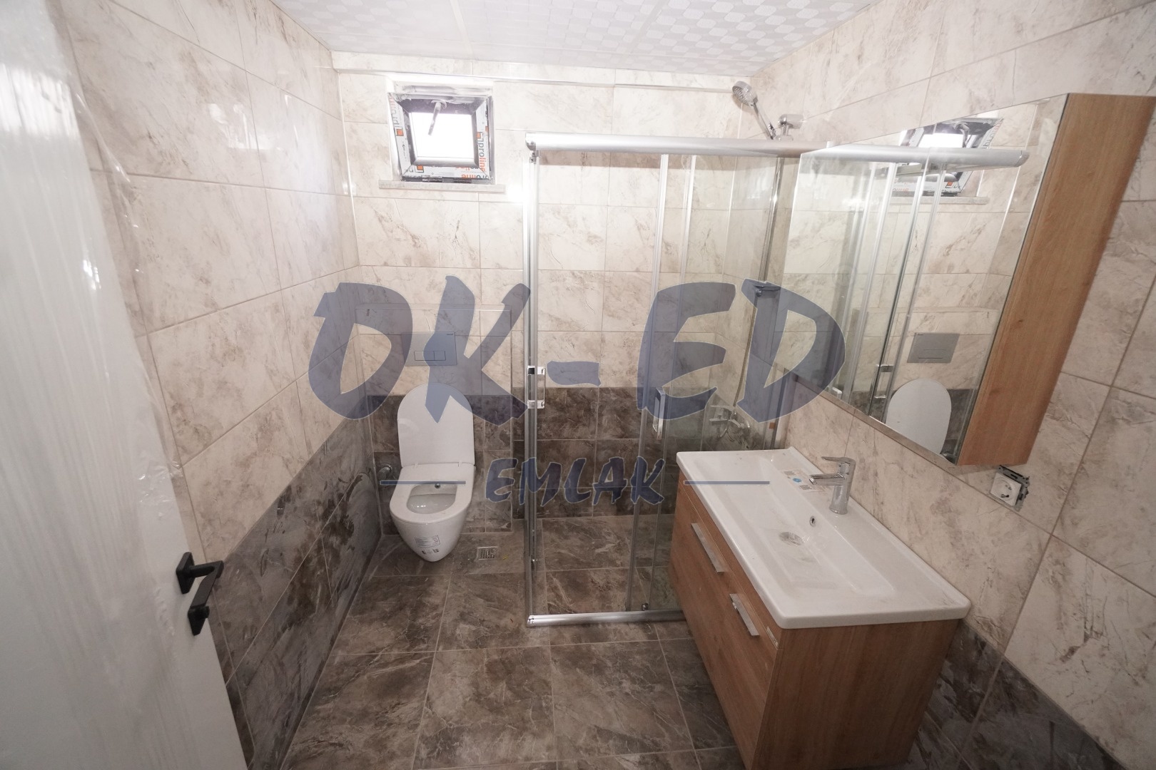 Uzunmehmet Mahallesinde Satılık 1+1 Daireler - 6. Fotoğraf