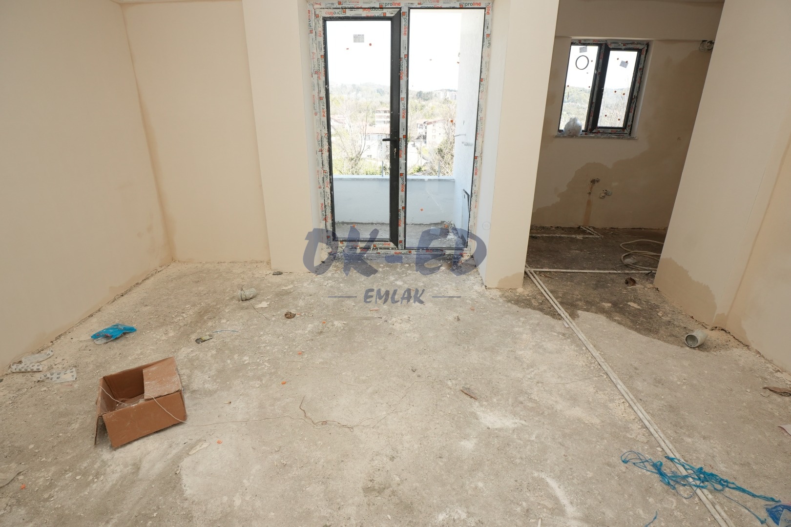 Uzunmehmet Mahallesinde Satılık 1+1 Daireler - 3. Fotoğraf
