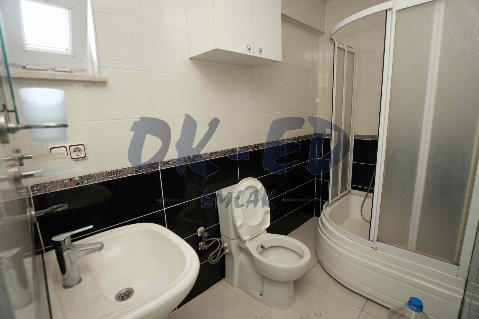 Uzunmehmet Mahallesinde Satılık Deniz Manzaralı Dubleks Daire - 11. Fotoğraf