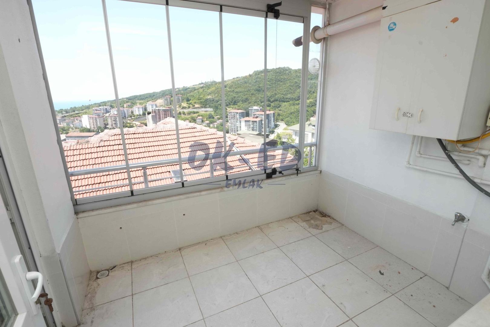 Uzunmehmet Mahallesinde Satılık Deniz Manzaralı Dubleks Daire - 13. Fotoğraf